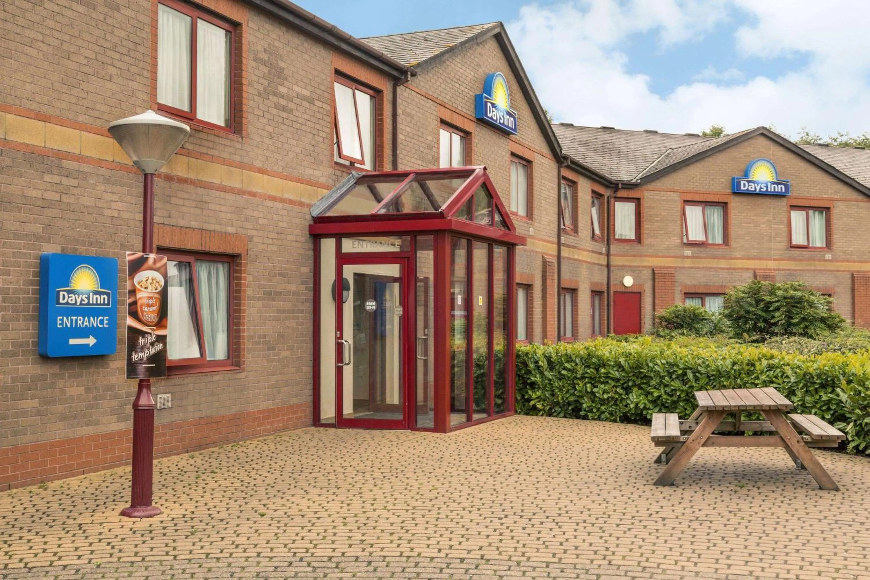 Property building in Days Inn Magor