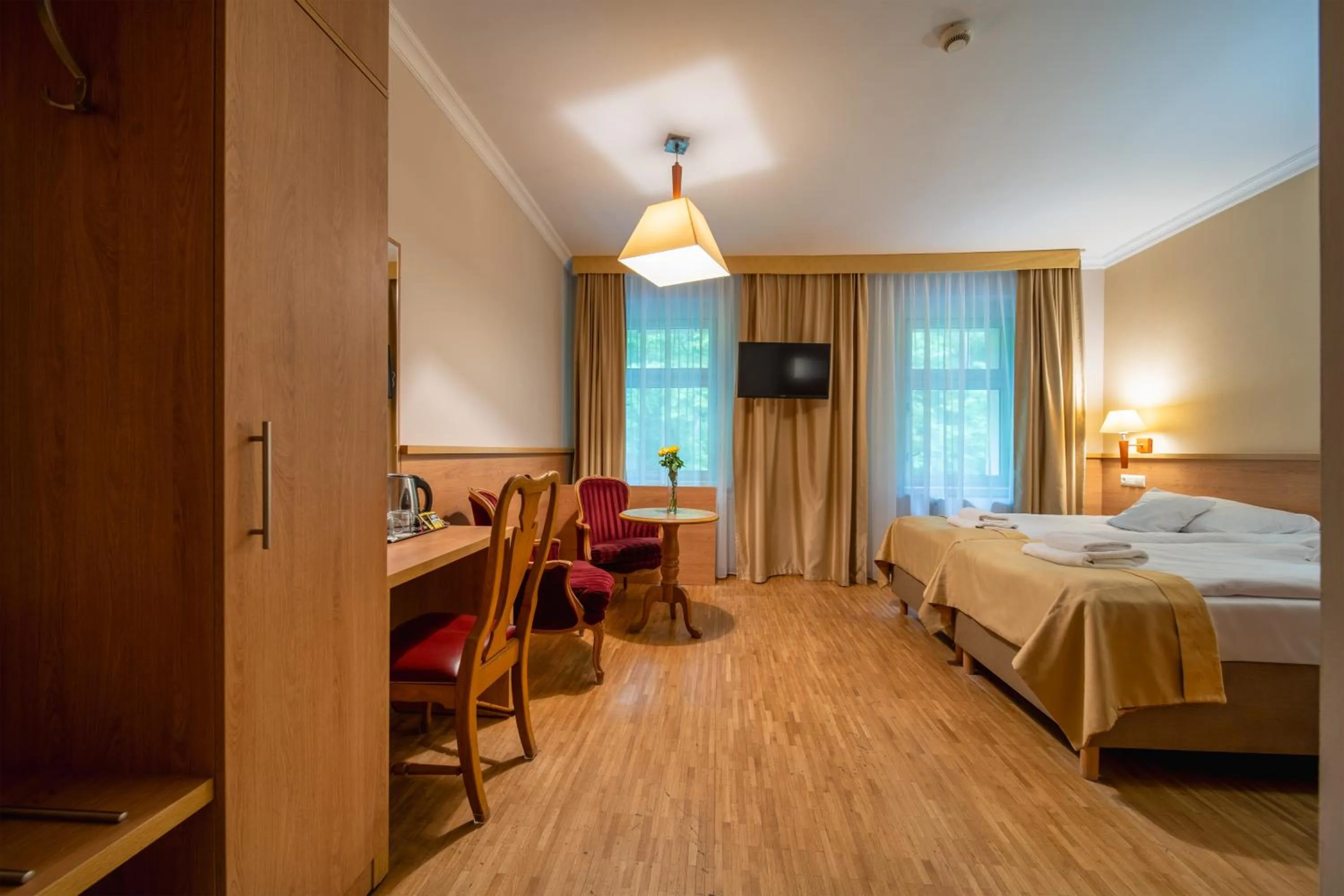 Bed in Hotel Mir-Jan SPA