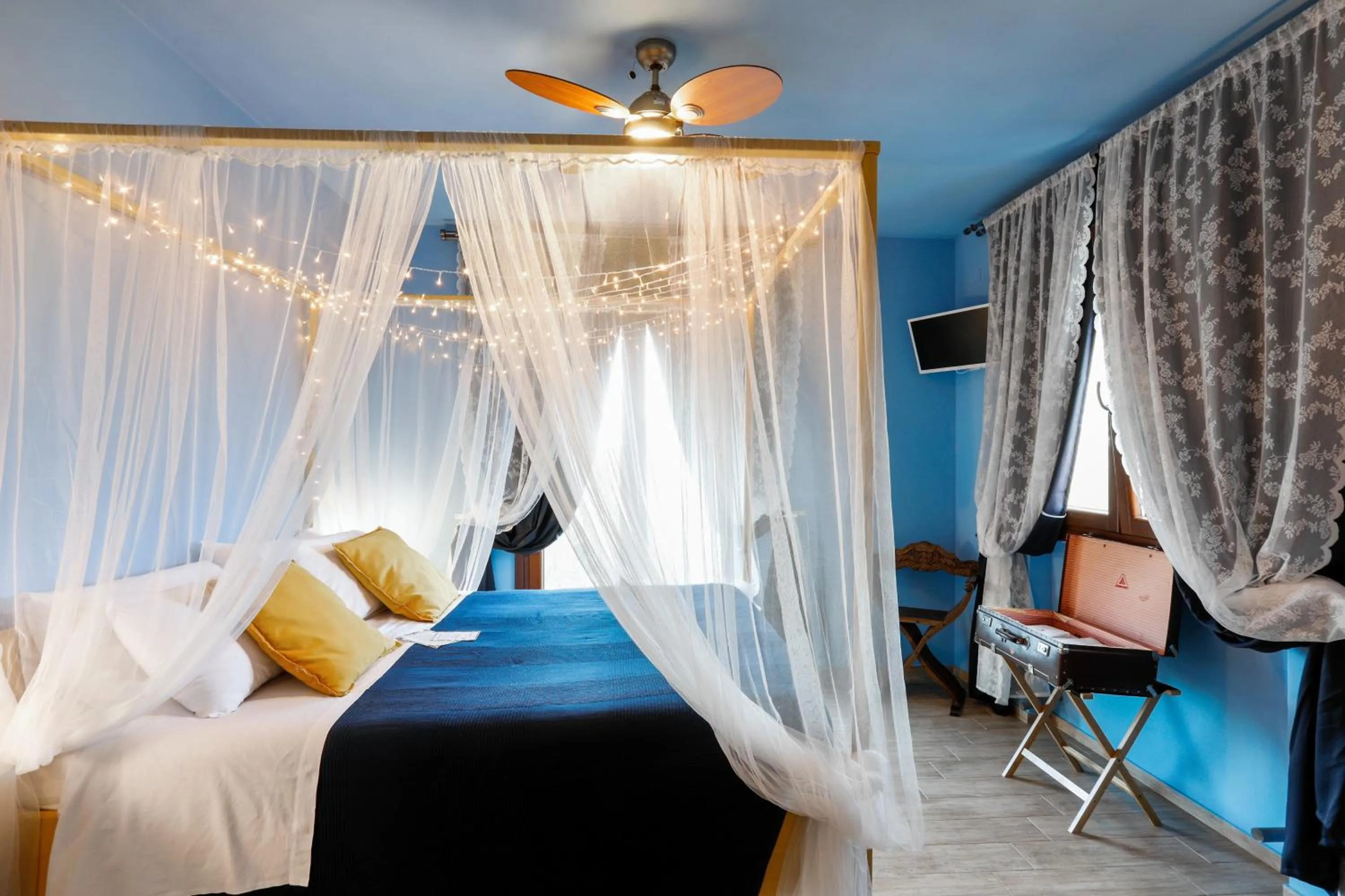 Photo of the whole room, Bed in Locanda della Lavanda