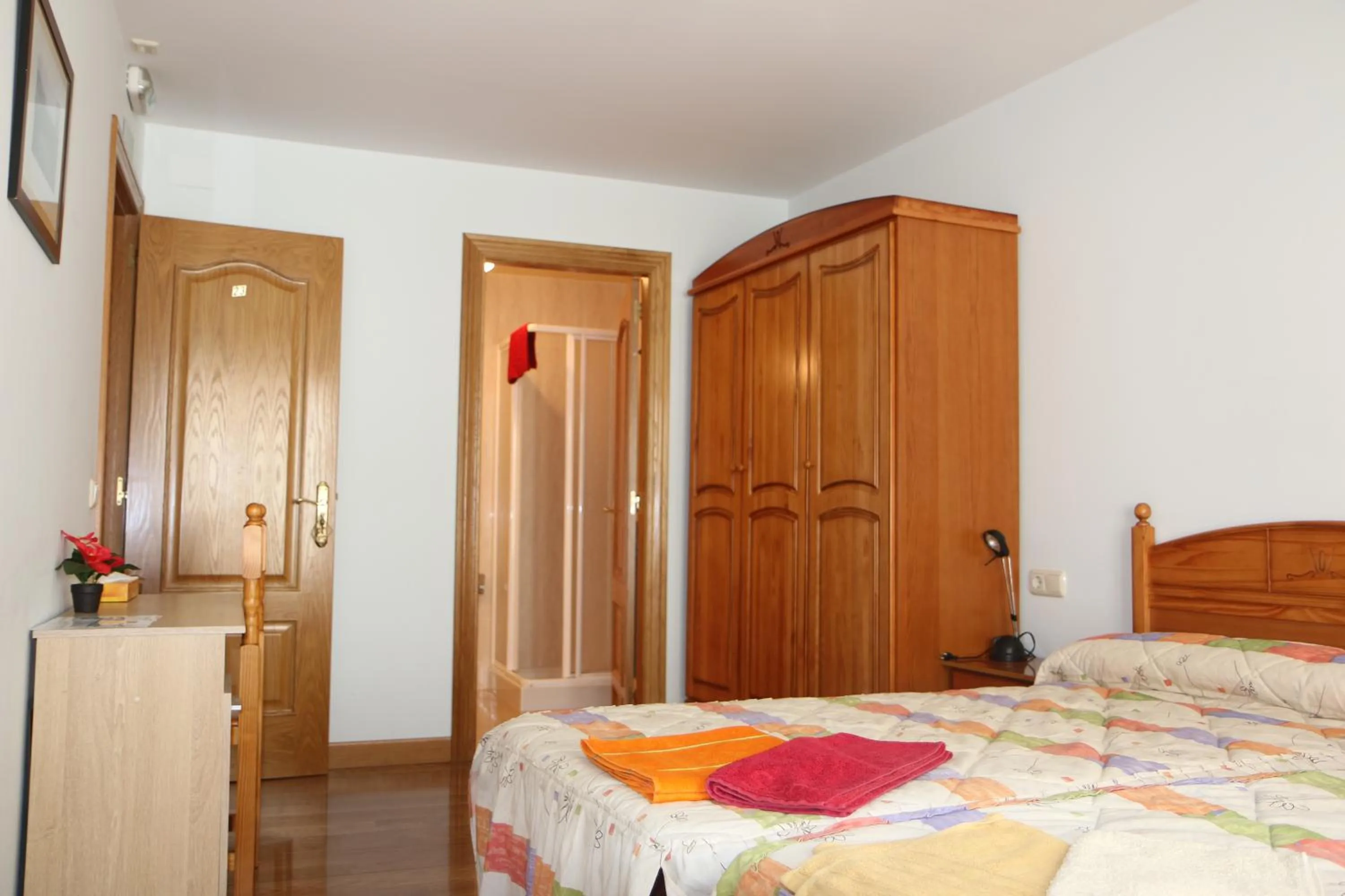 Bed in Hostal La Plaza