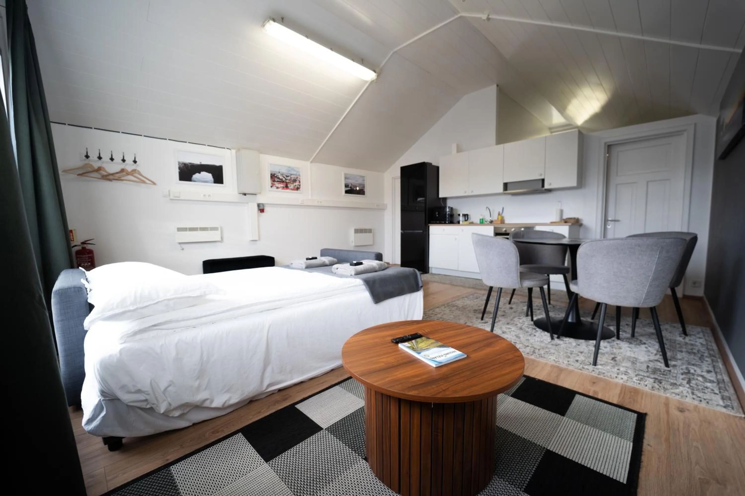 Bed in Vik Tröll Hotel