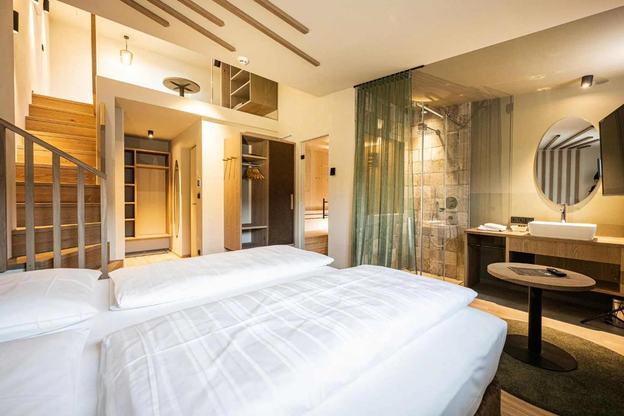 Bed in Loewe Dolomites