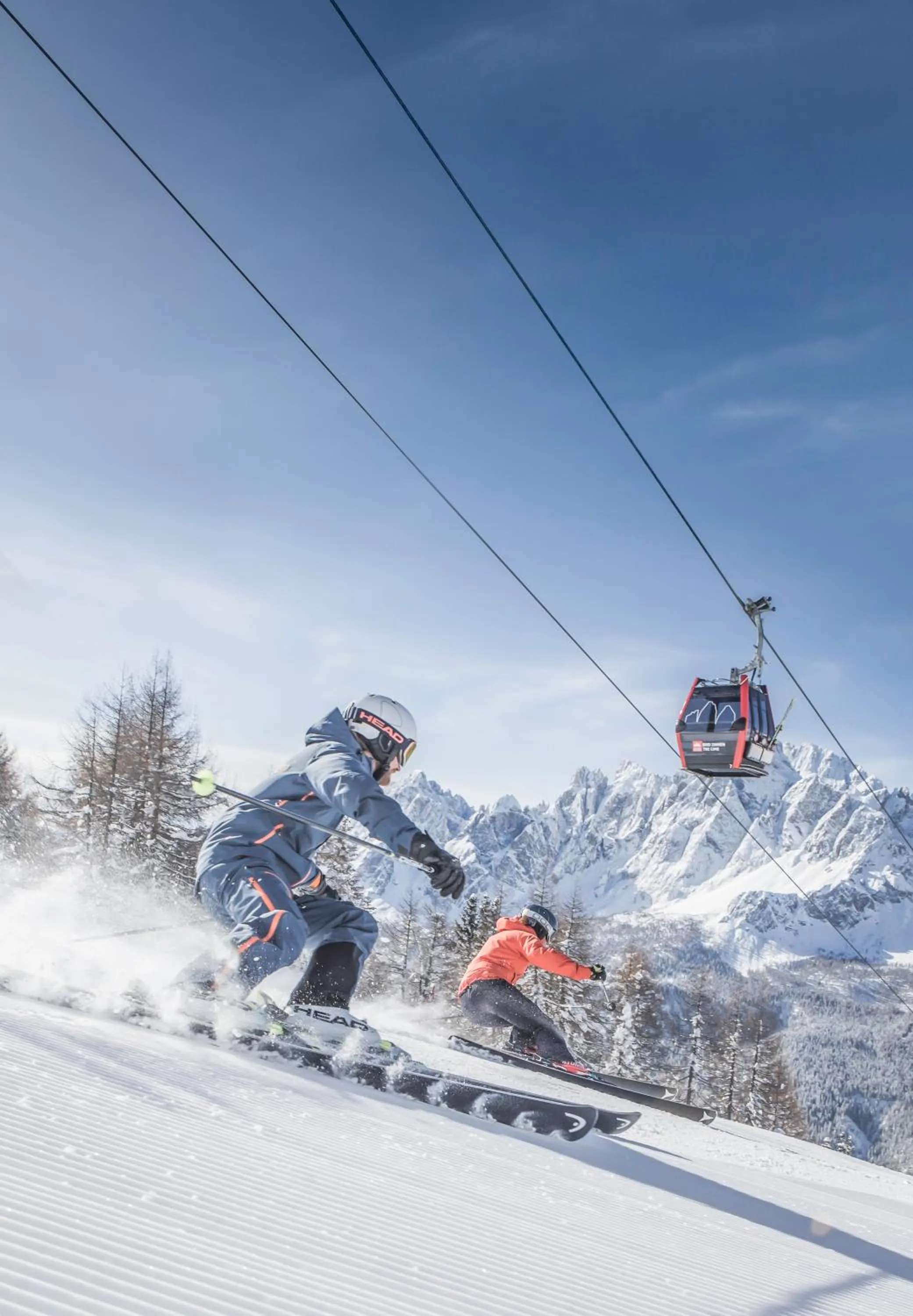 Skiing in Loewe Dolomites