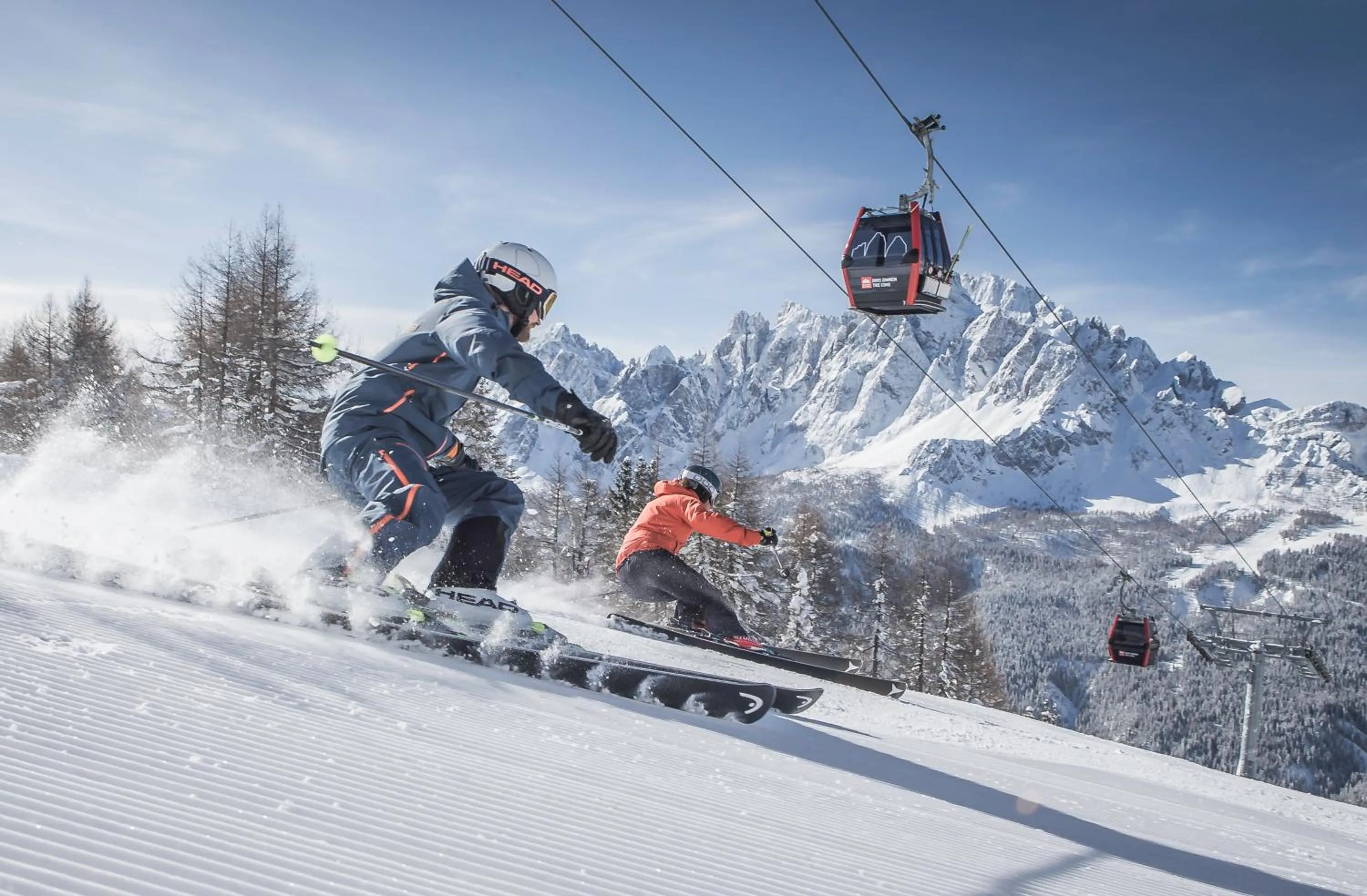 Skiing in Loewe Dolomites