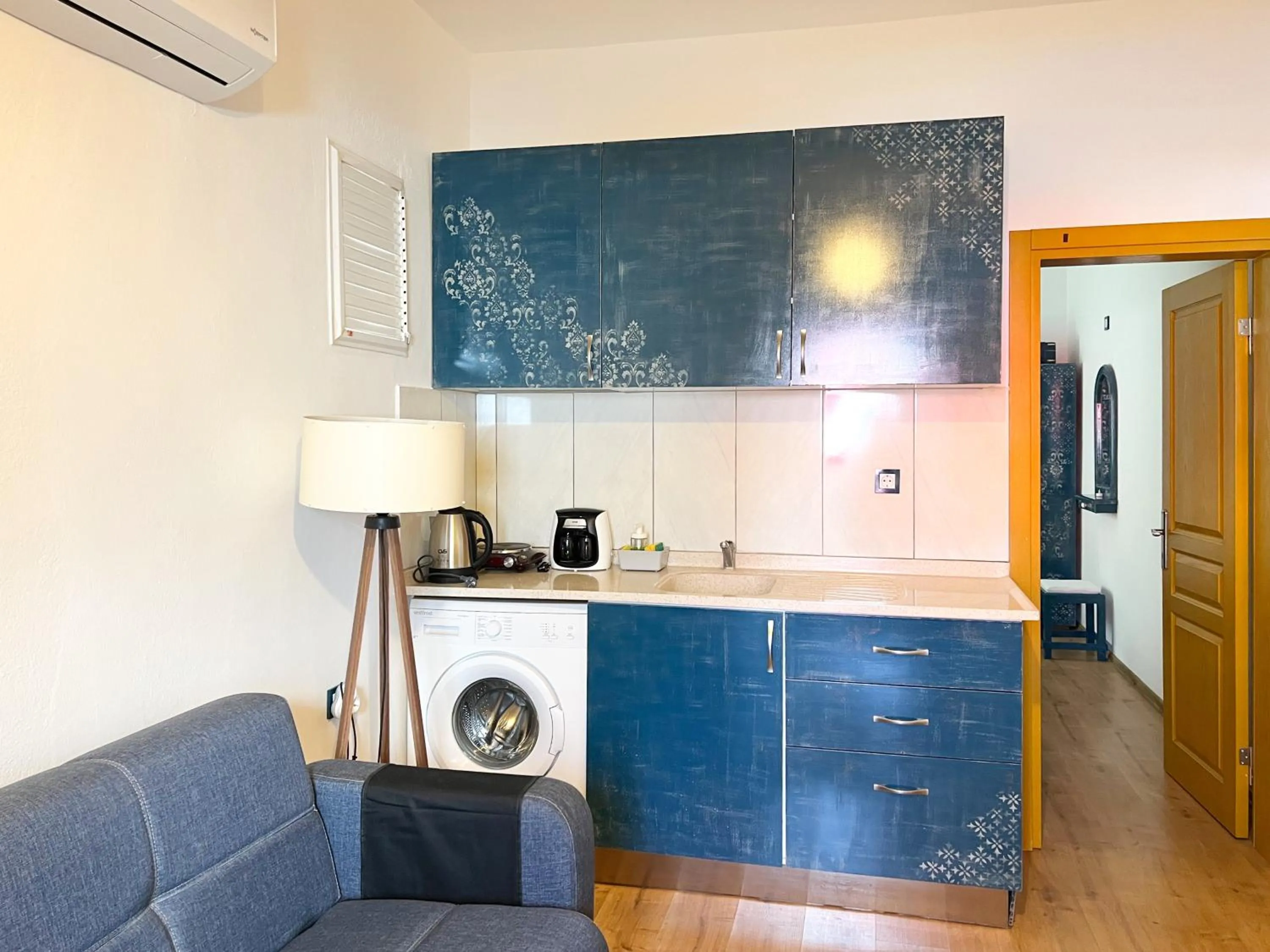 Kitchen or kitchenette in Kaya Apart & Pansiyon