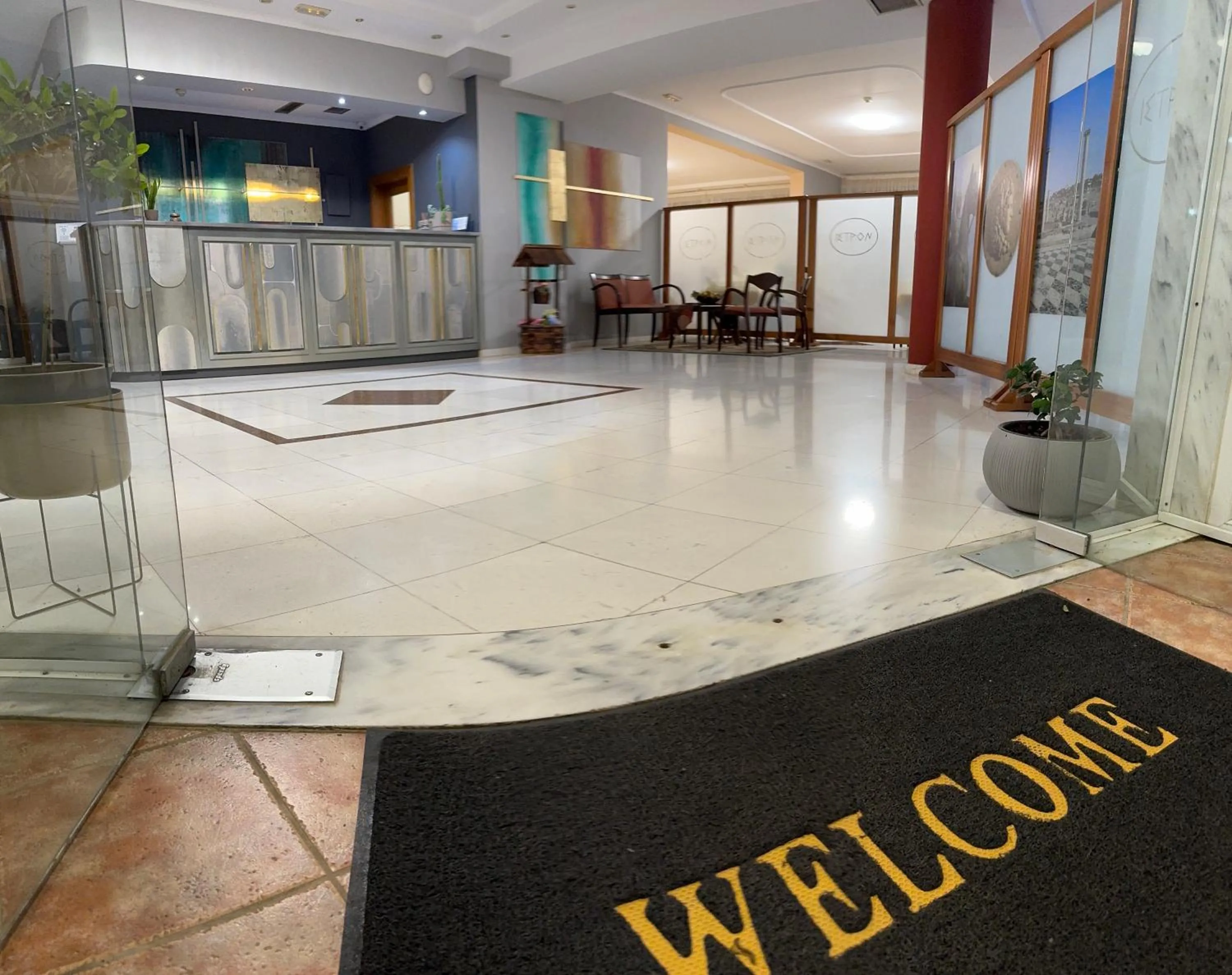 Kornilios Istron Hotel