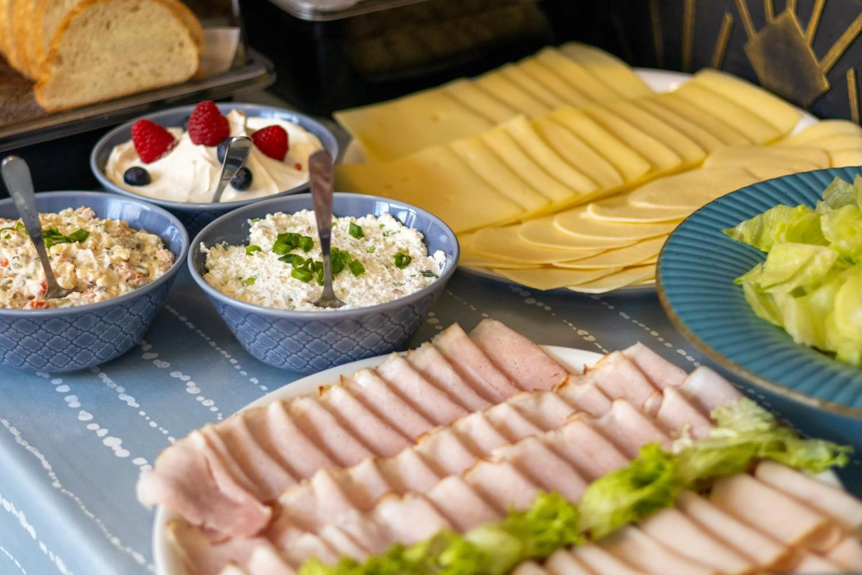 Restaurant/places to eat in Noclegi Stadion Bed & Breakfast