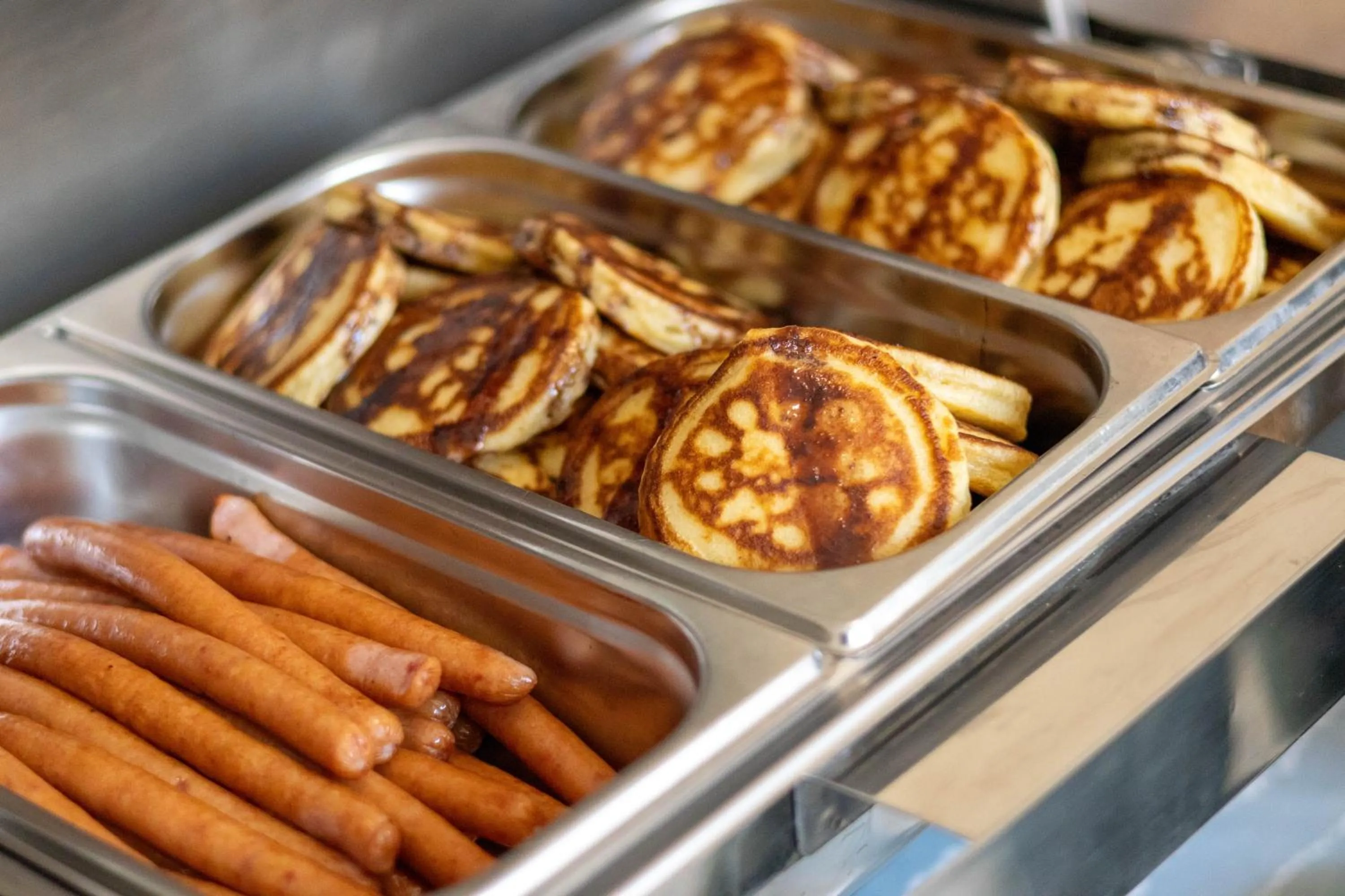 Restaurant/places to eat in Noclegi Stadion Bed & Breakfast