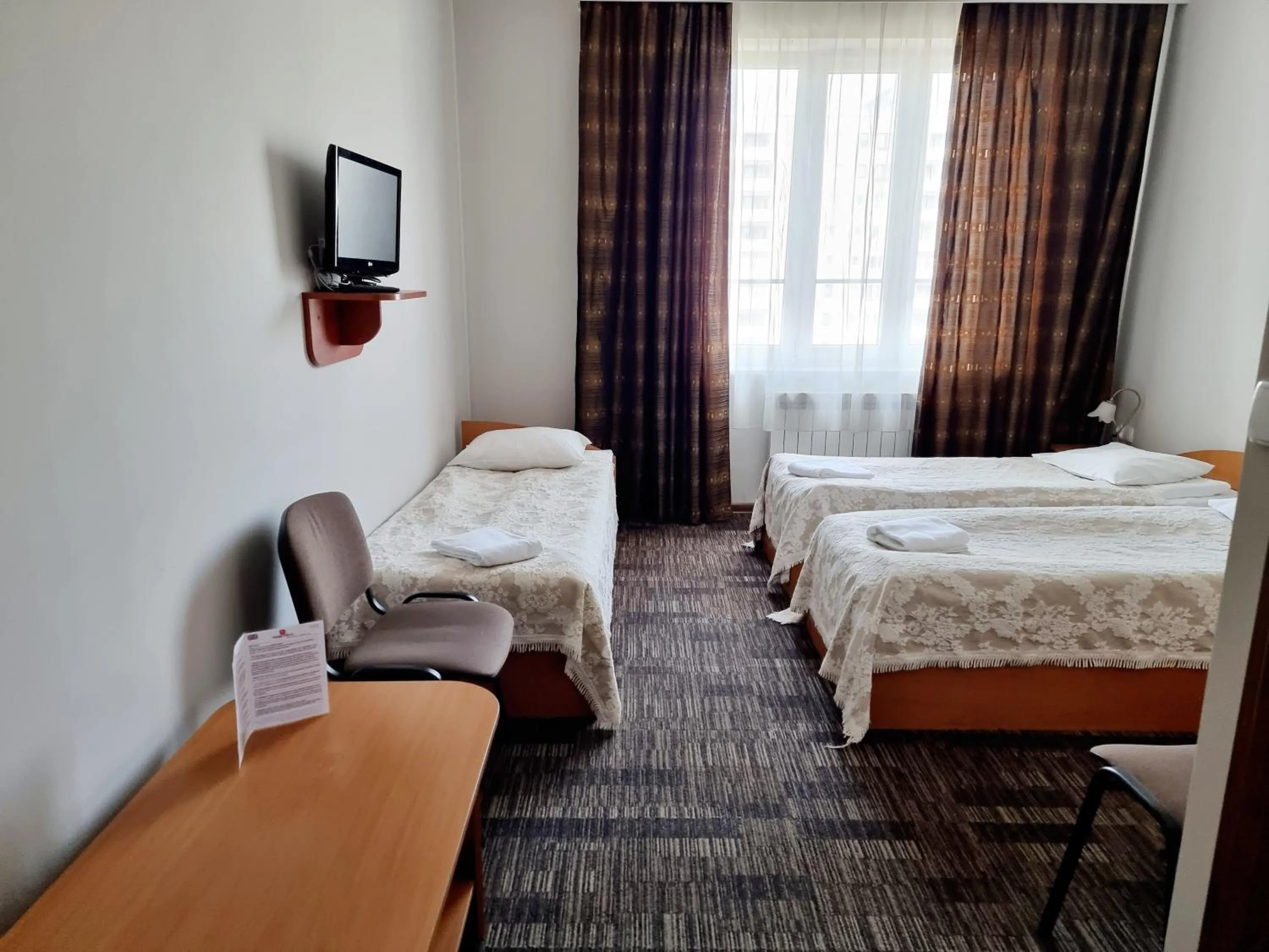 TV and multimedia, Bed in Noclegi Stadion Bed & Breakfast