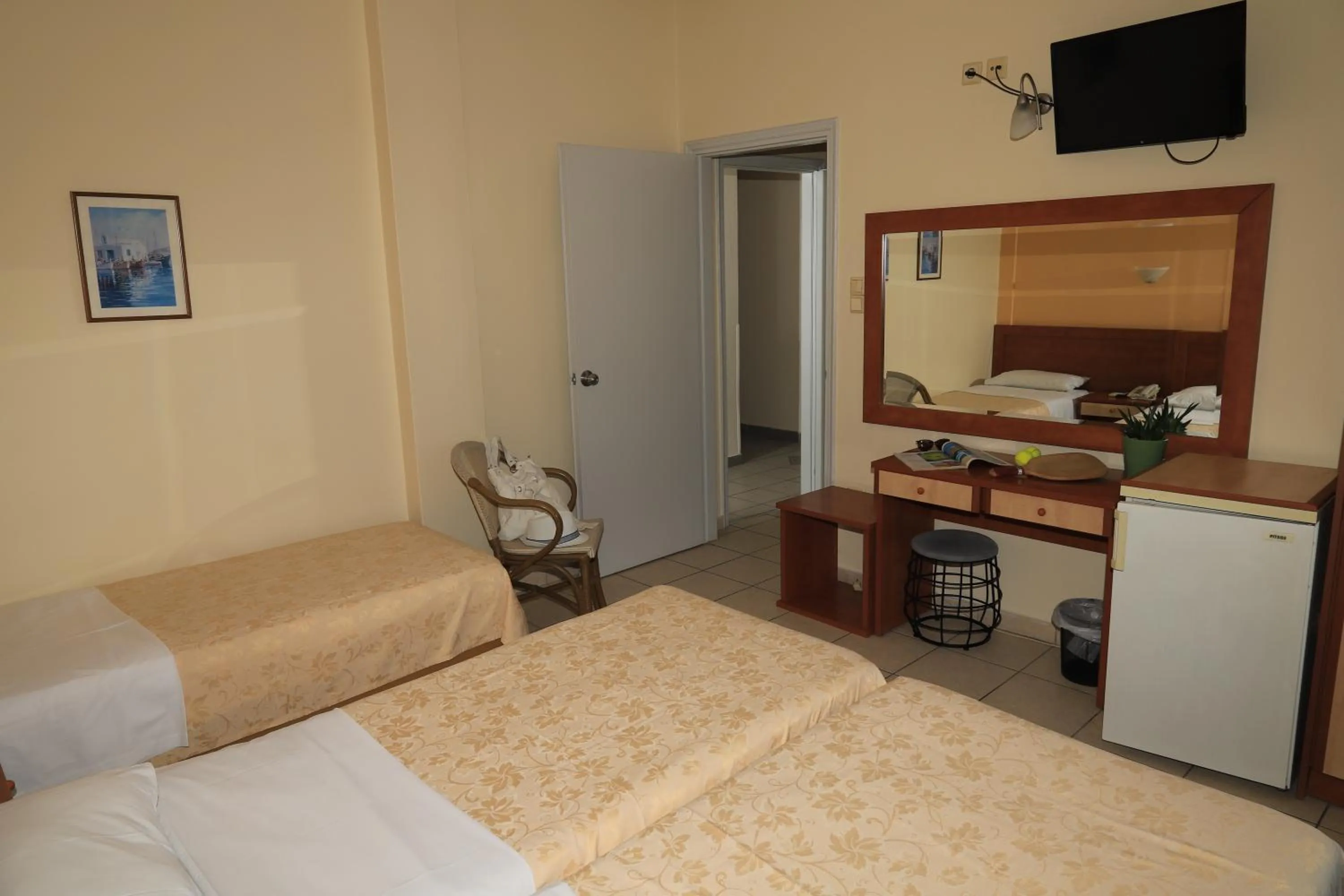 Bed in IKAROS Hotel ELLINIKO