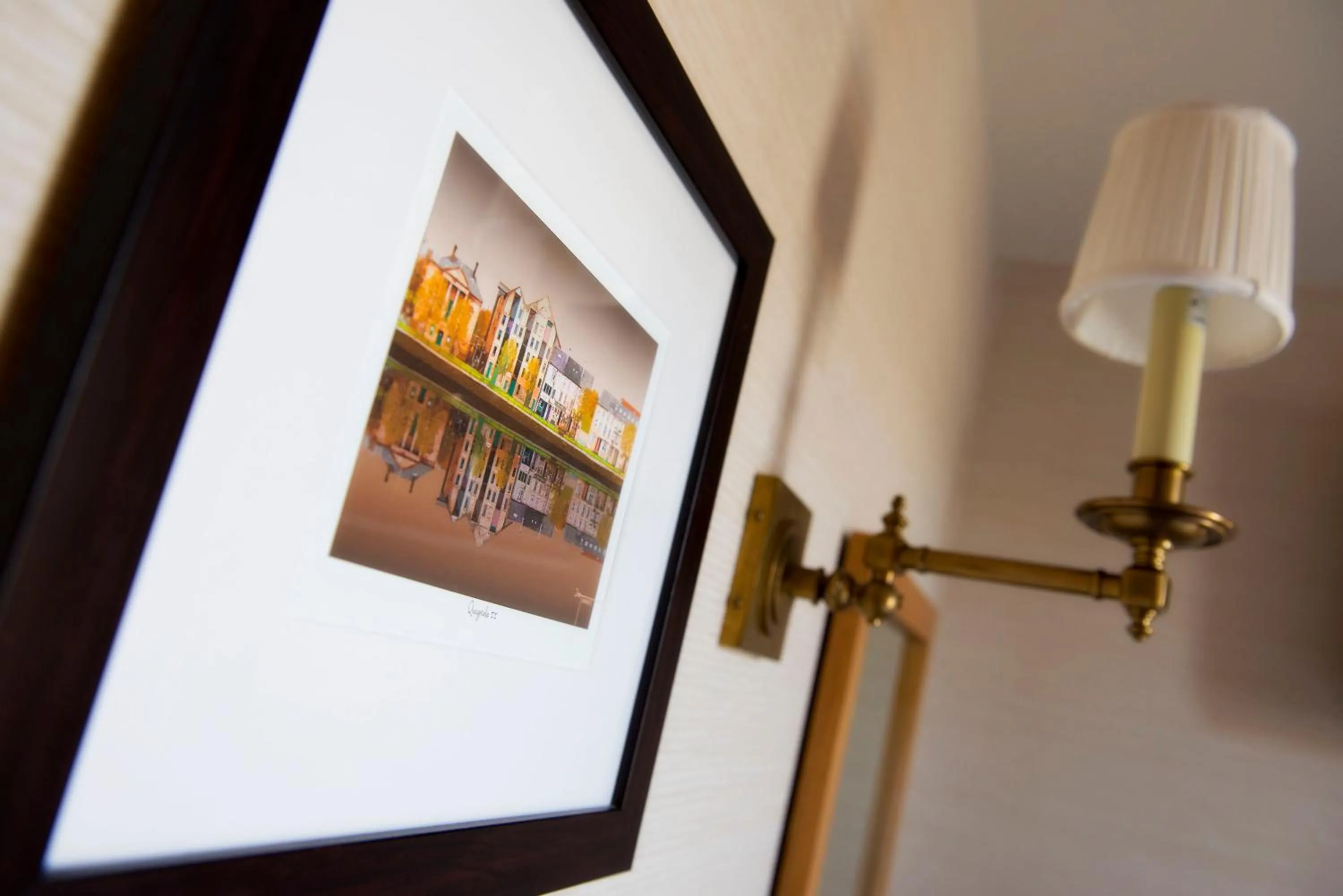 Decorative detail in Wagon & Horses