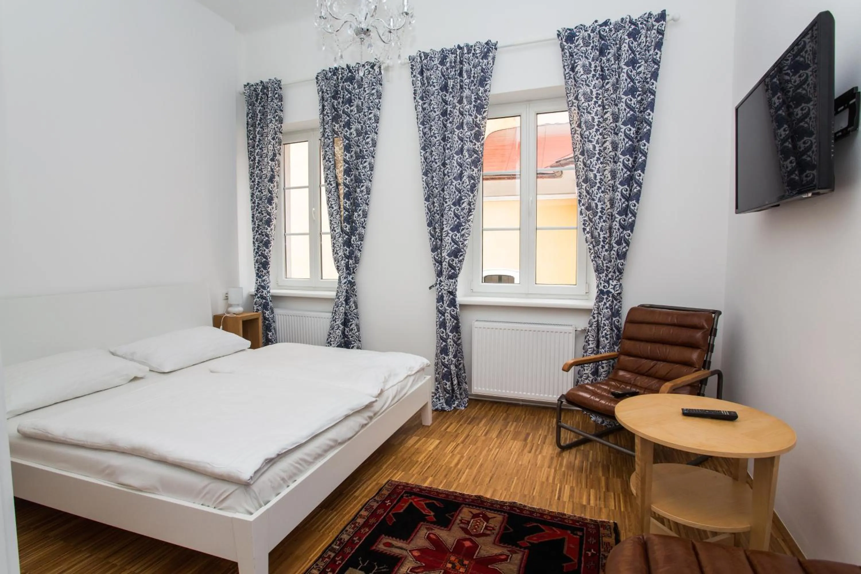 Seating area, Bed in KIRCHENWIRT an der Weinstrasse - Boutique Hotel