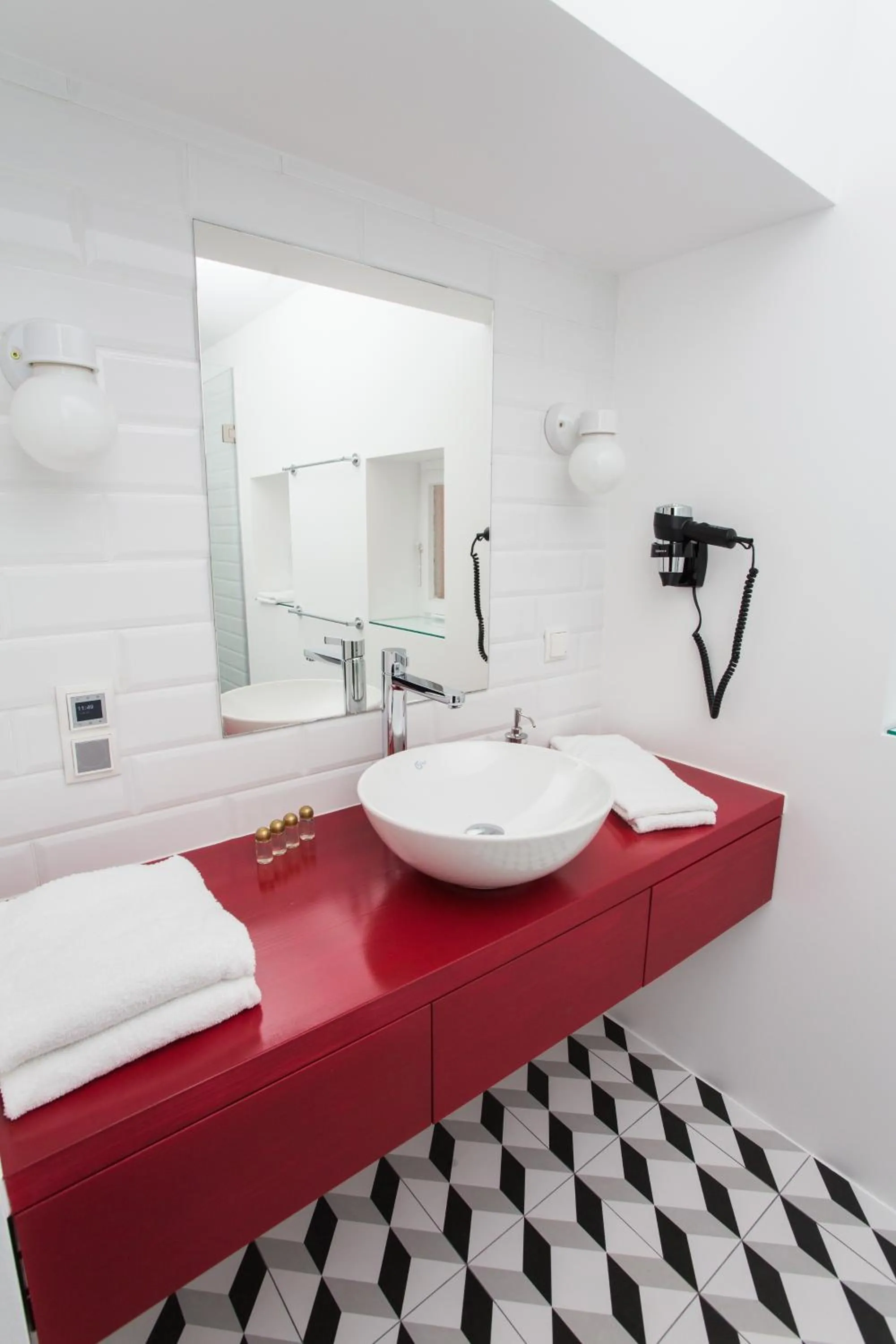 Bathroom in KIRCHENWIRT an der Weinstrasse - Boutique Hotel