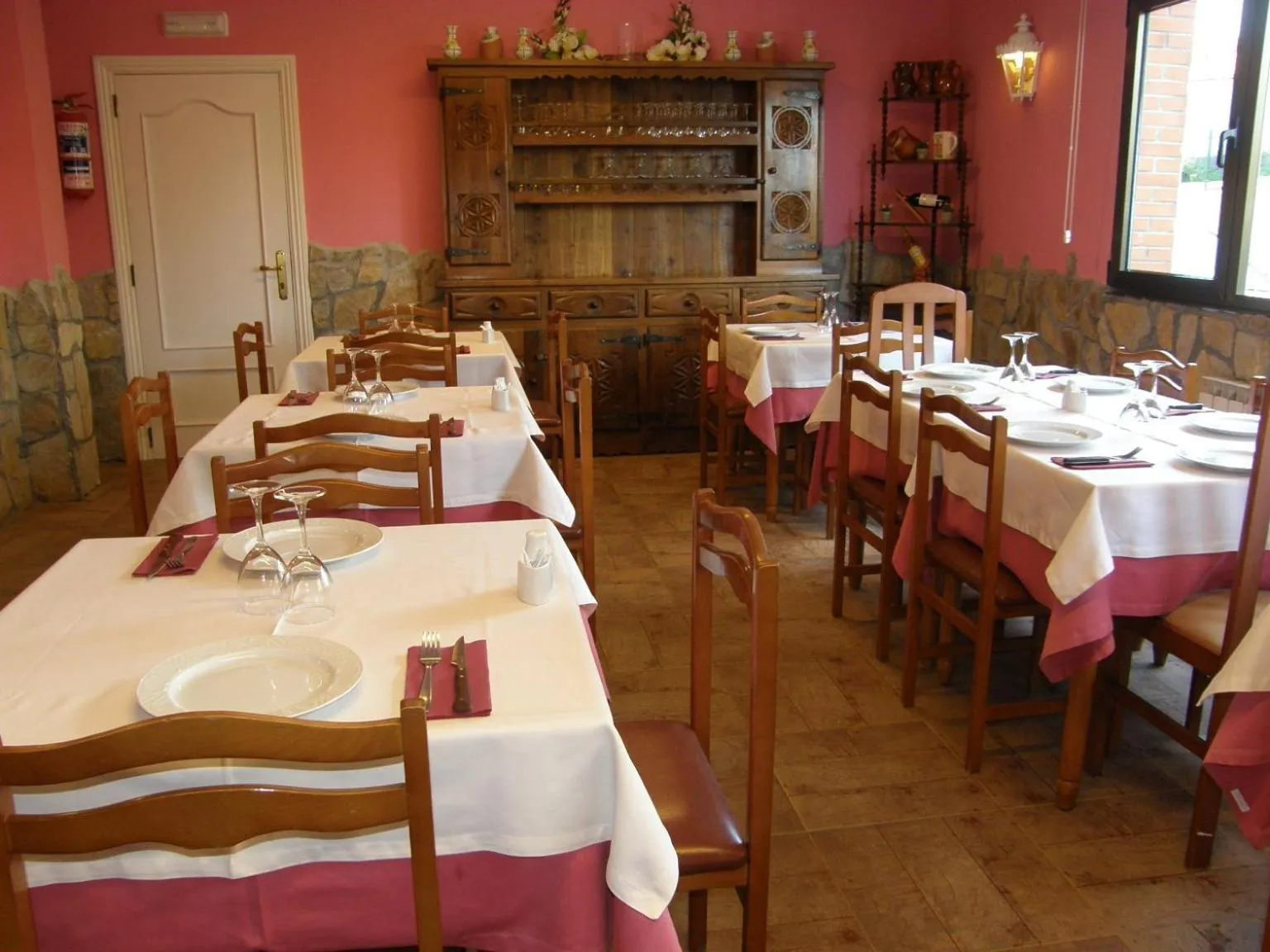 Restaurant/places to eat in Hotel Goizalde