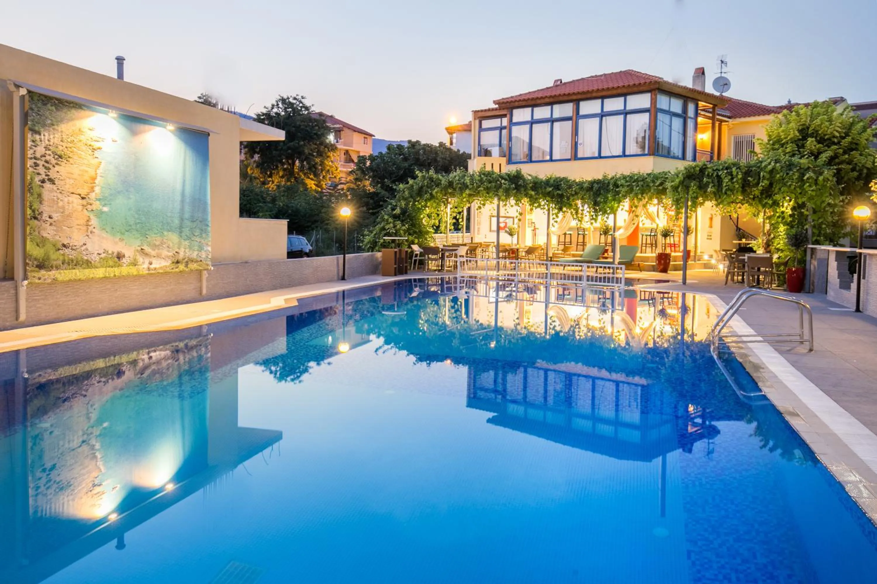 Swimming pool in Thalassies Nouveau