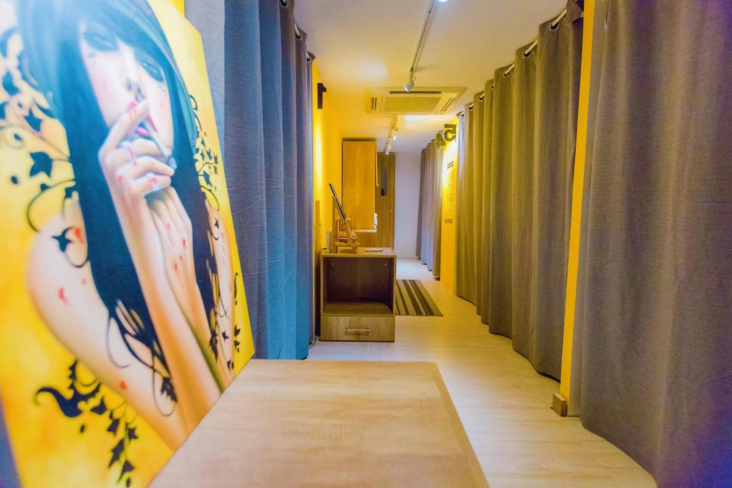 Decorative detail in hipstercity hostel