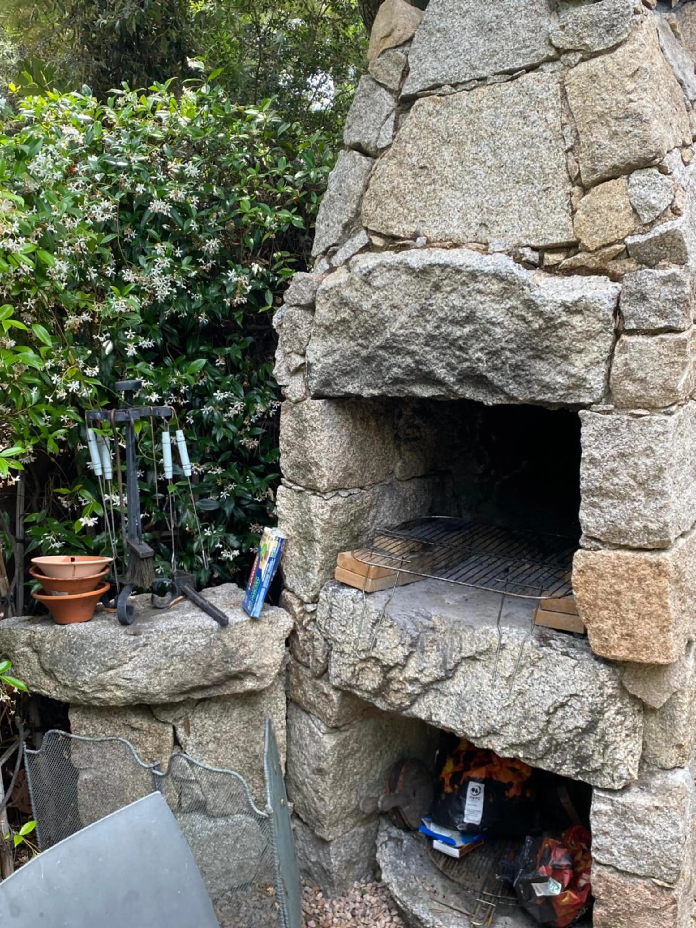 BBQ Facilities in Maranatha Porto Vecchio