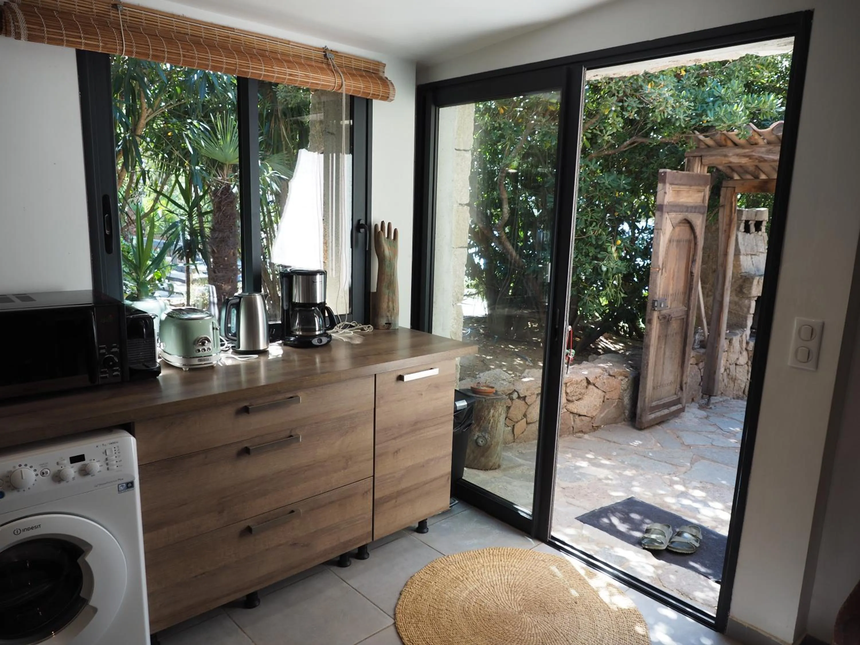 Kitchen or kitchenette, Bathroom in Maranatha Porto Vecchio