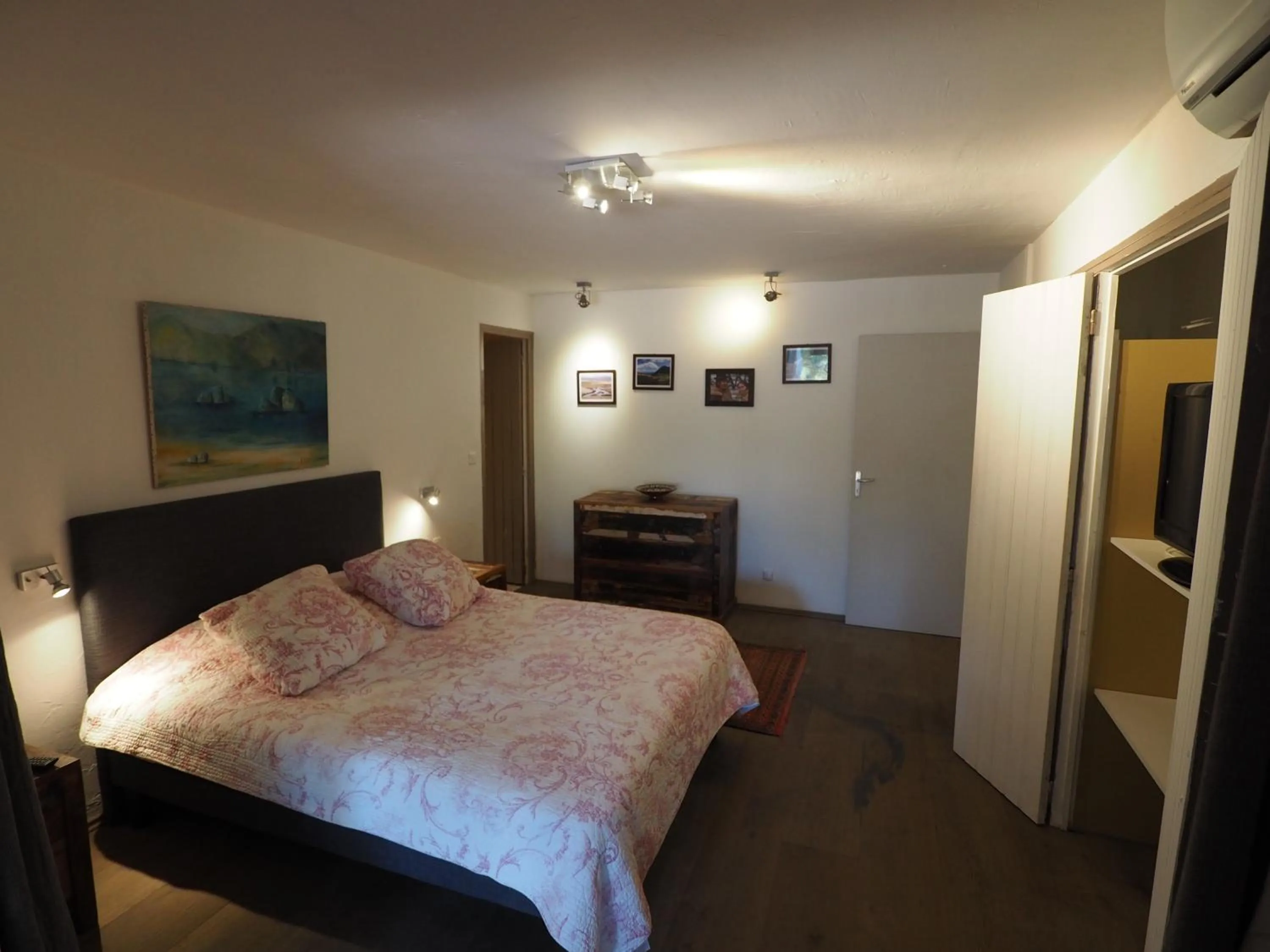 Bedroom, Bed in Maranatha Porto Vecchio