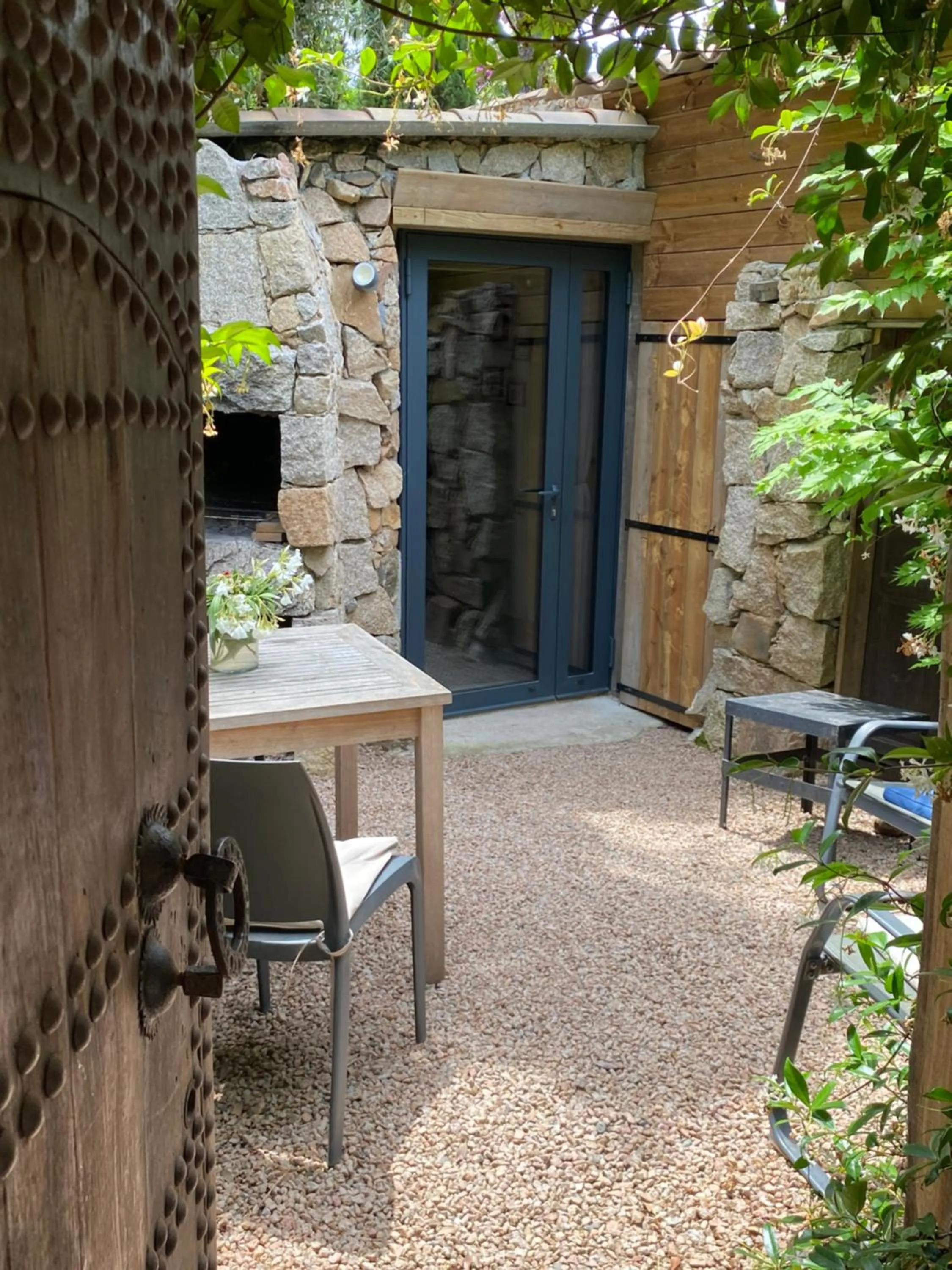 Facade/entrance in Maranatha Porto Vecchio