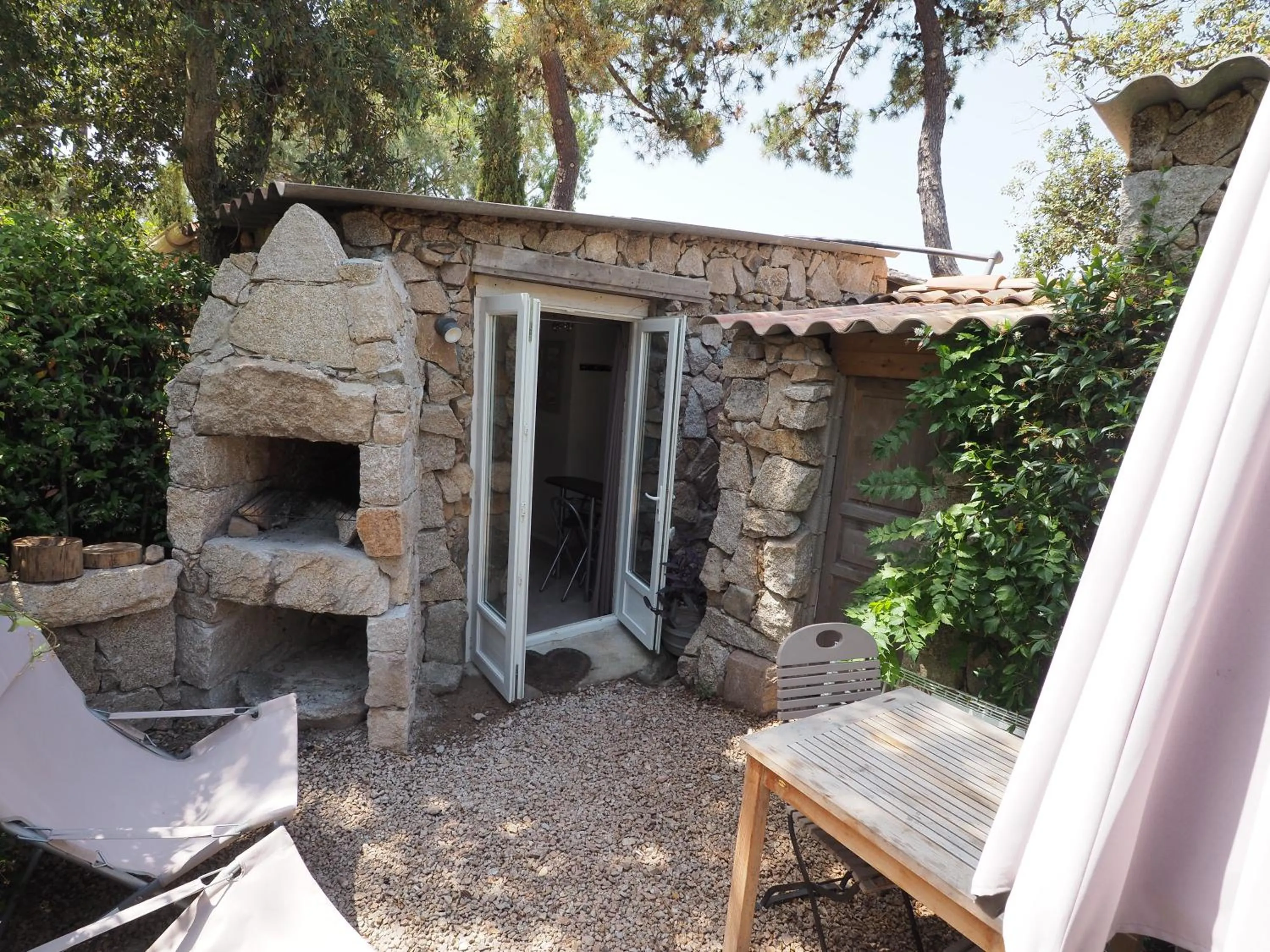 BBQ facilities, Patio/Outdoor Area in Maranatha Porto Vecchio