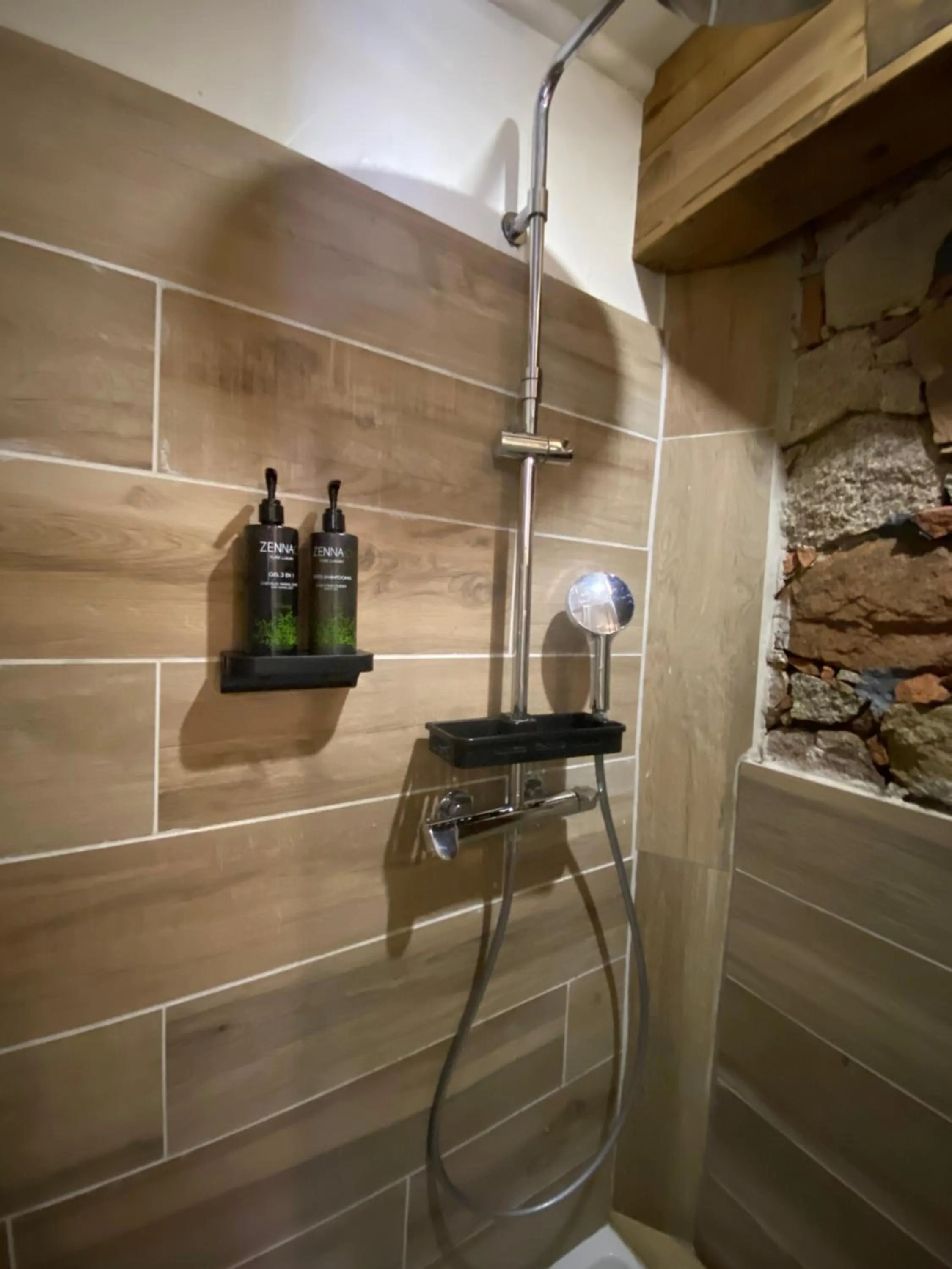 Shower, Bathroom in Maranatha Porto Vecchio