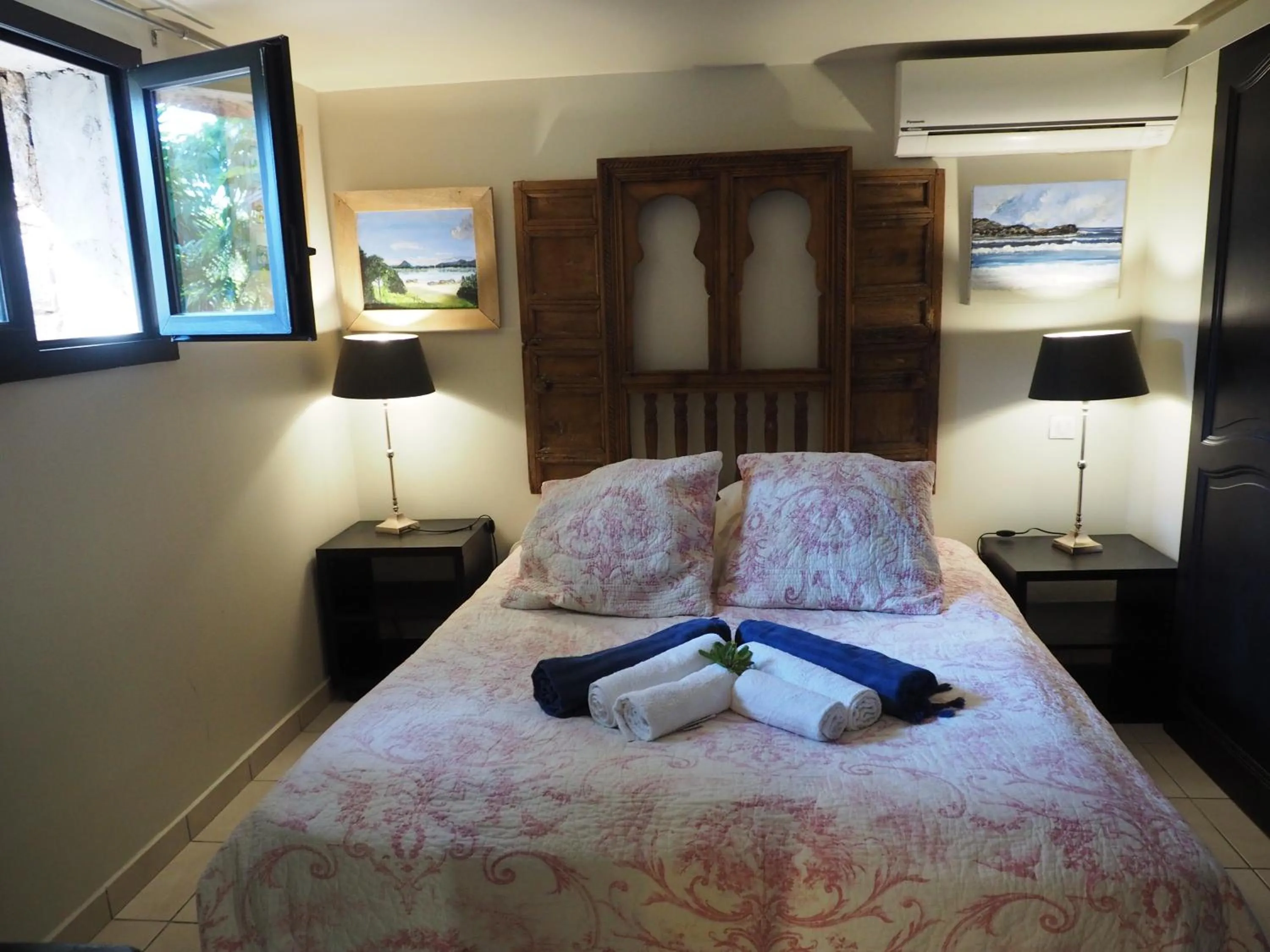 Bedroom, Bed in Maranatha Porto Vecchio