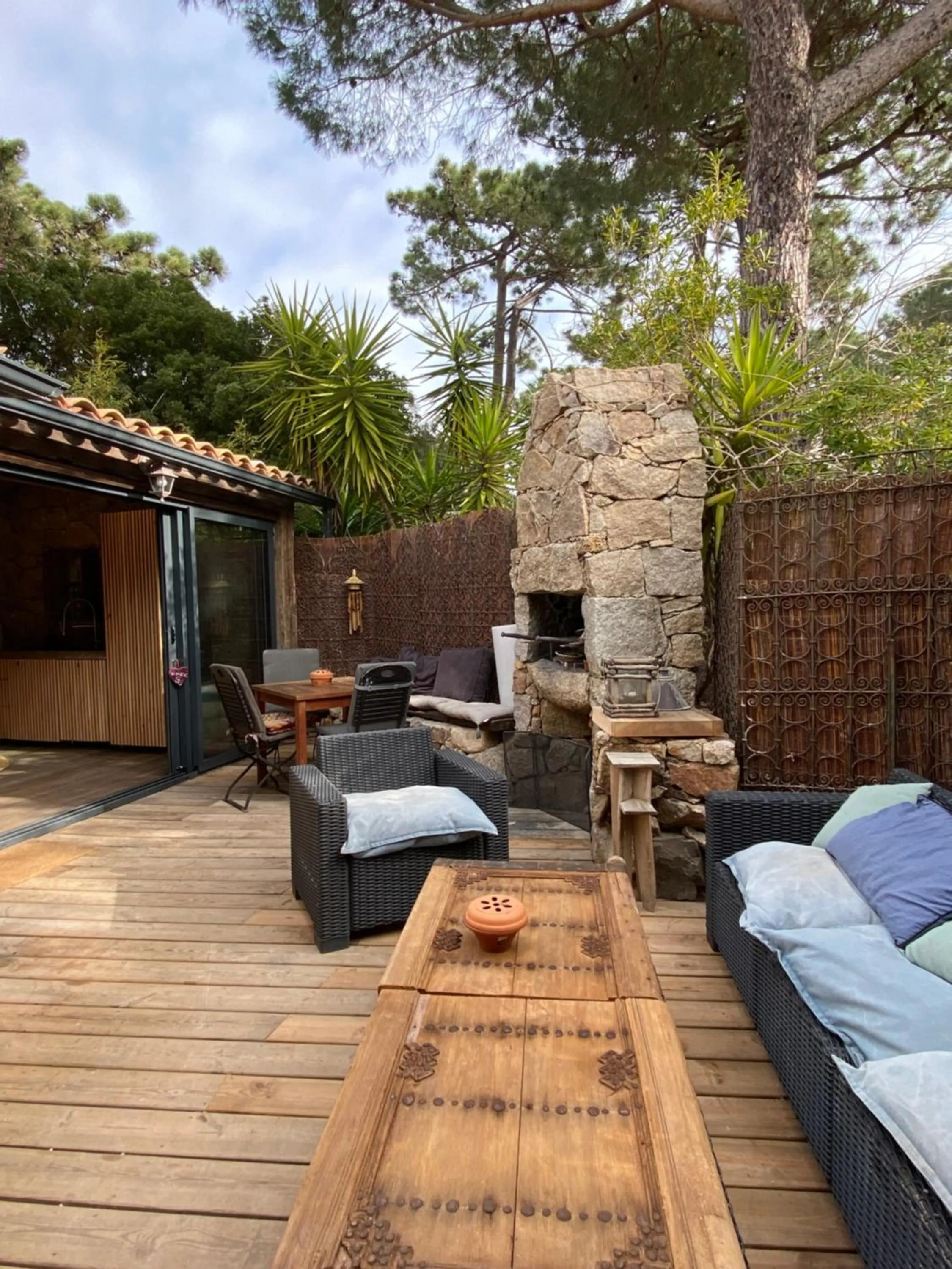 Patio, BBQ Facilities in Maranatha Porto Vecchio