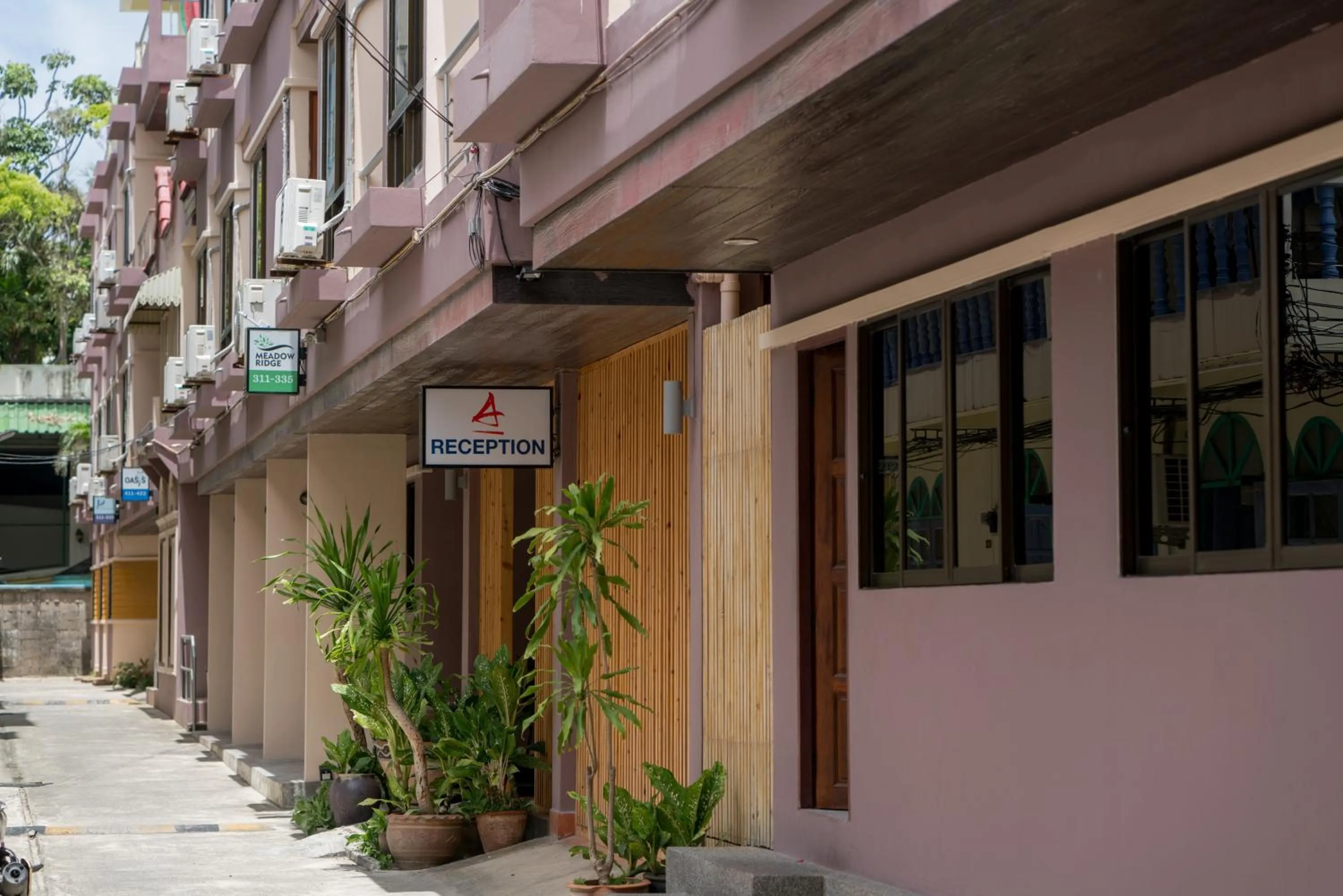 Facade/entrance in Amarin Hotel Patong