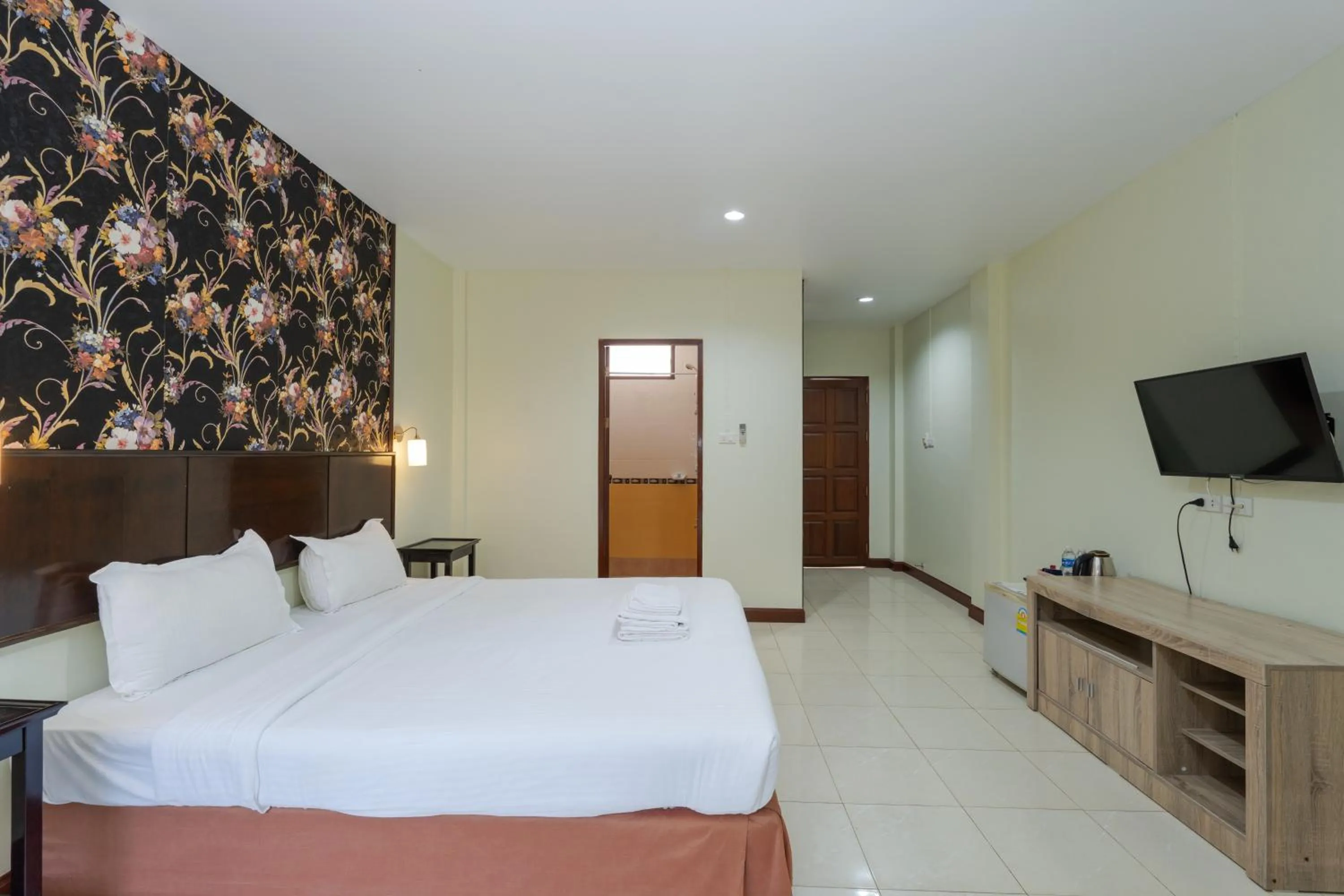 Bed in Amarin Hotel Patong