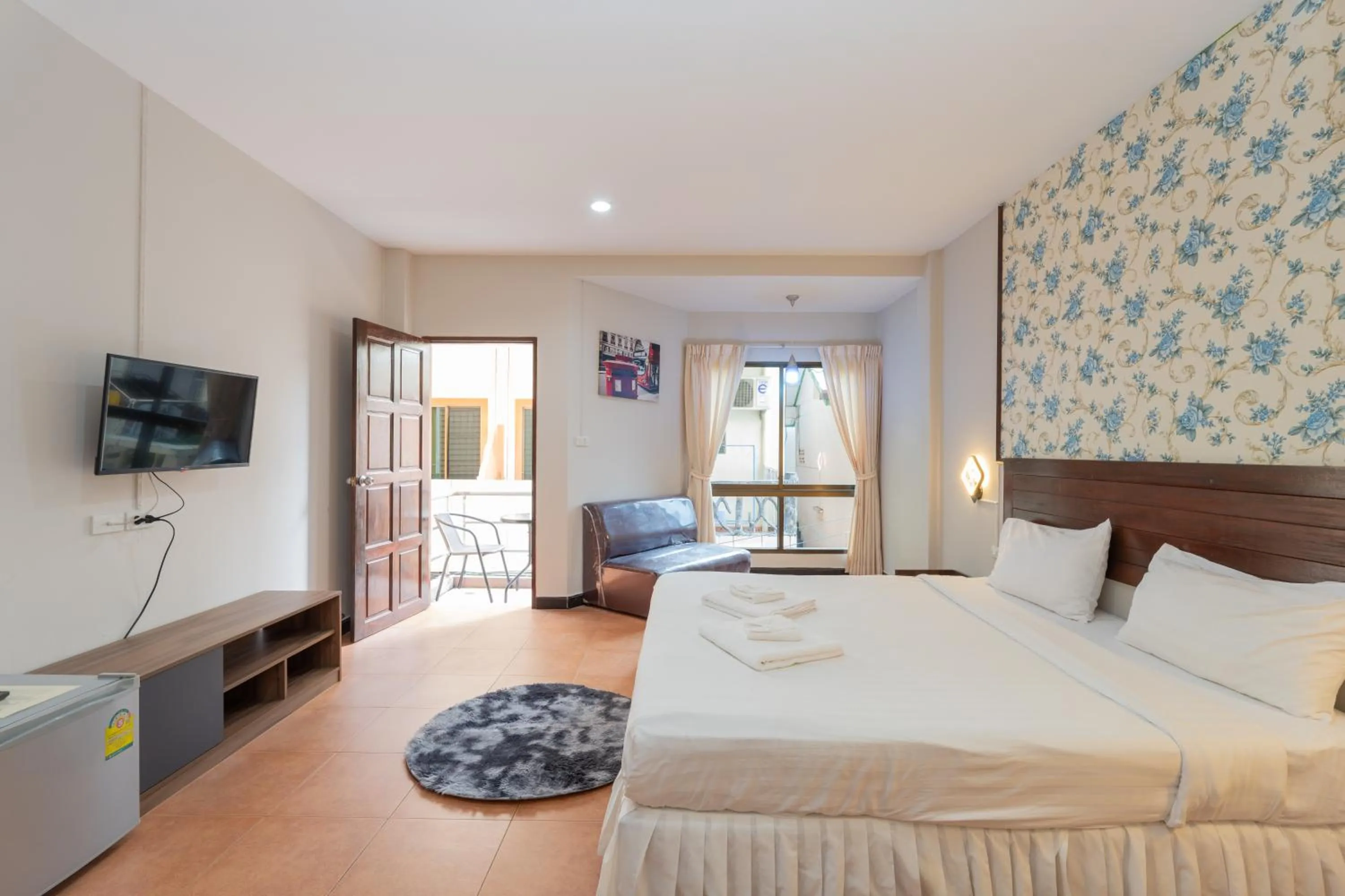 Bed in Amarin Hotel Patong