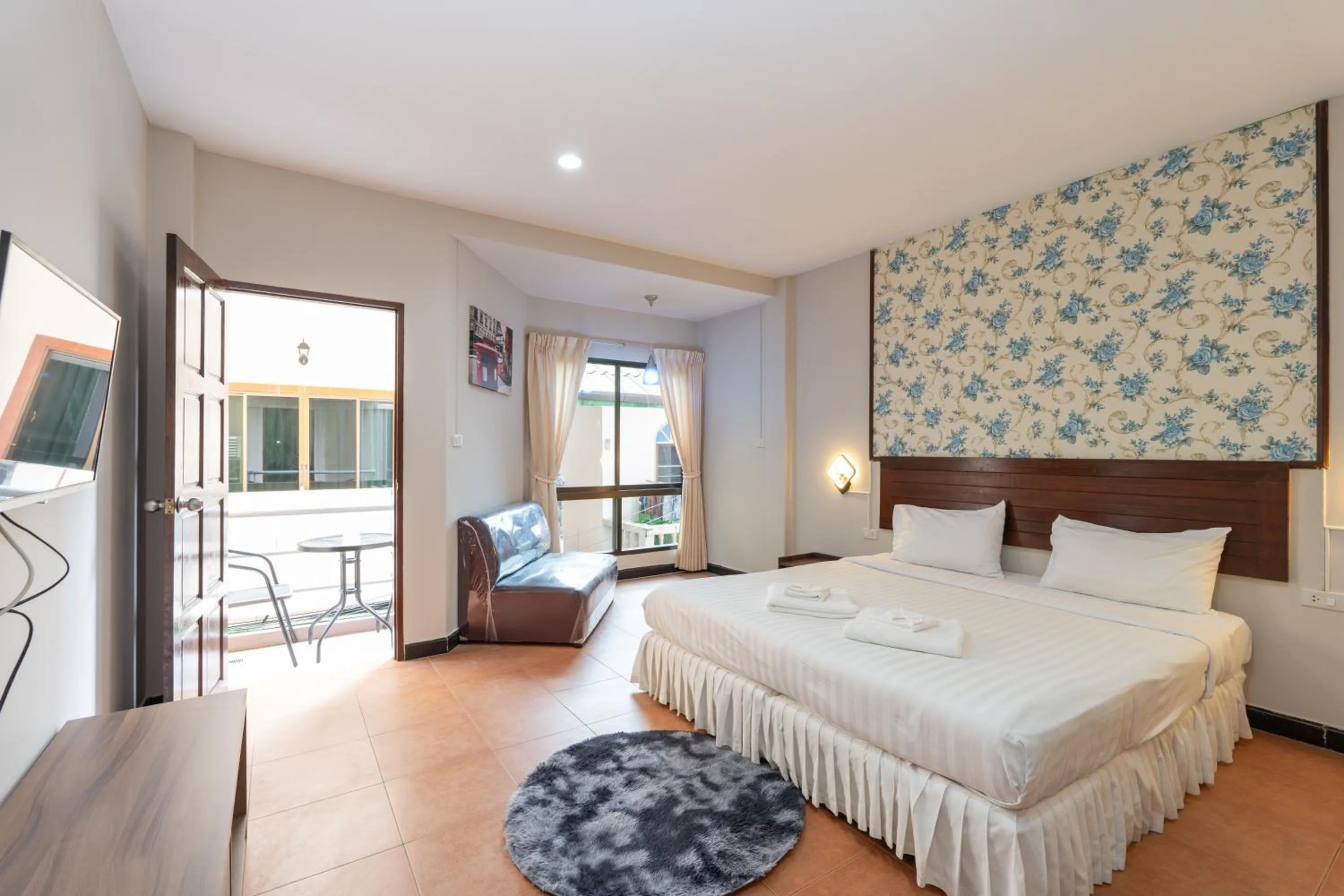 Bed in Amarin Hotel Patong