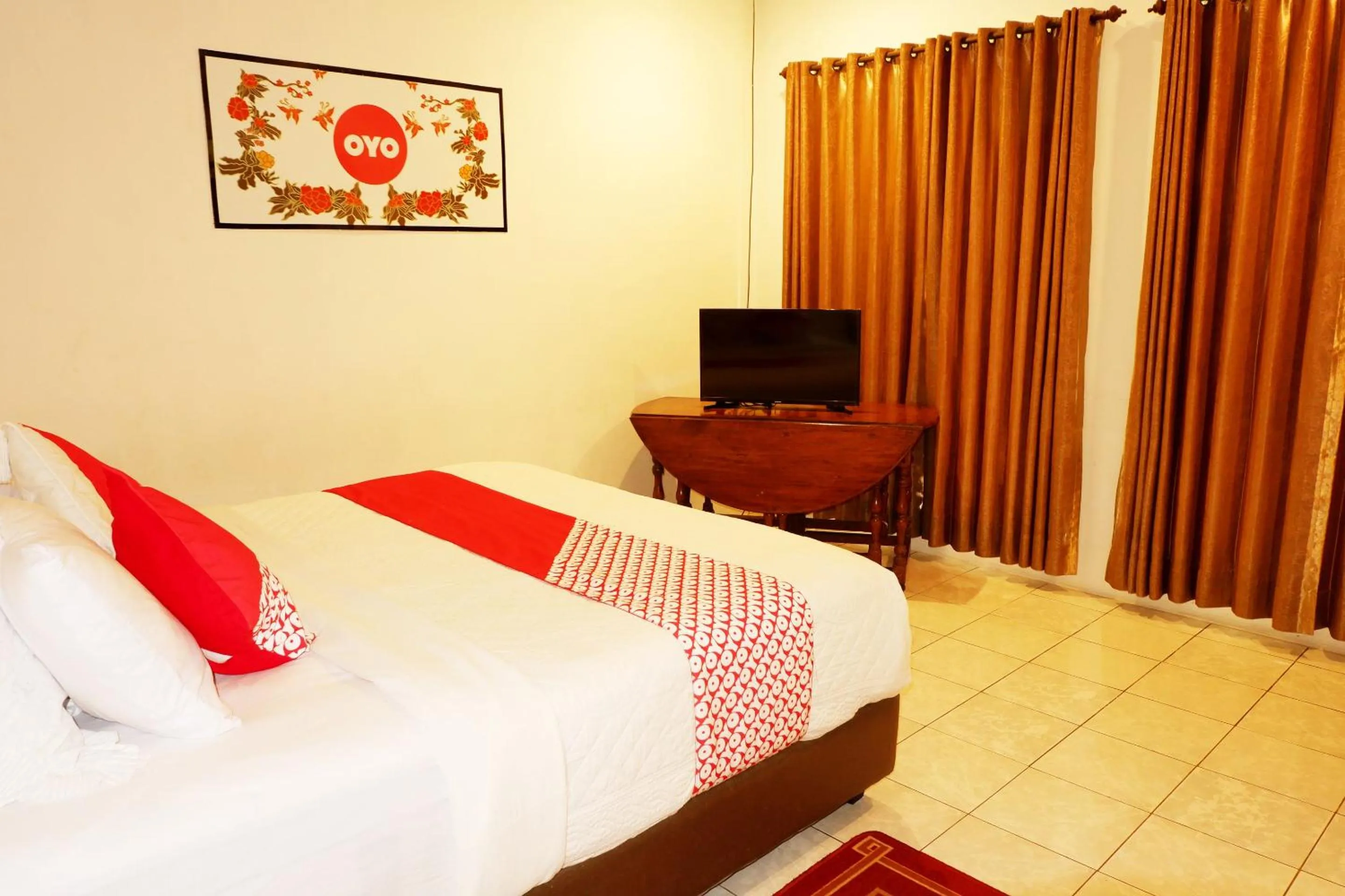 Bedroom, Bed in Hotel O Cemara's Homestay