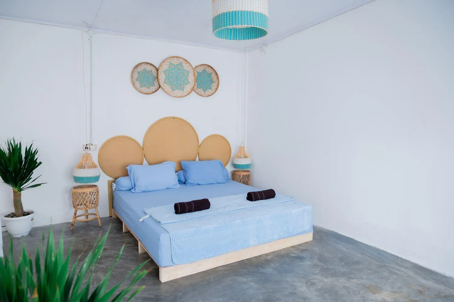 Bedroom, Bed in Woywoy Paradise