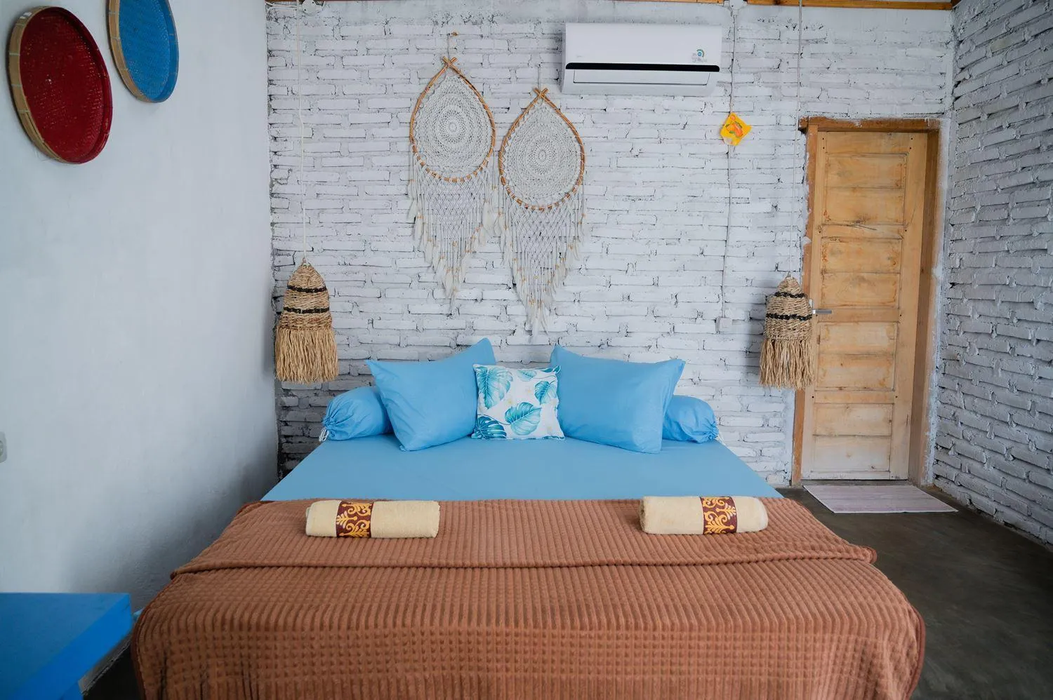 Bed in Woywoy Paradise