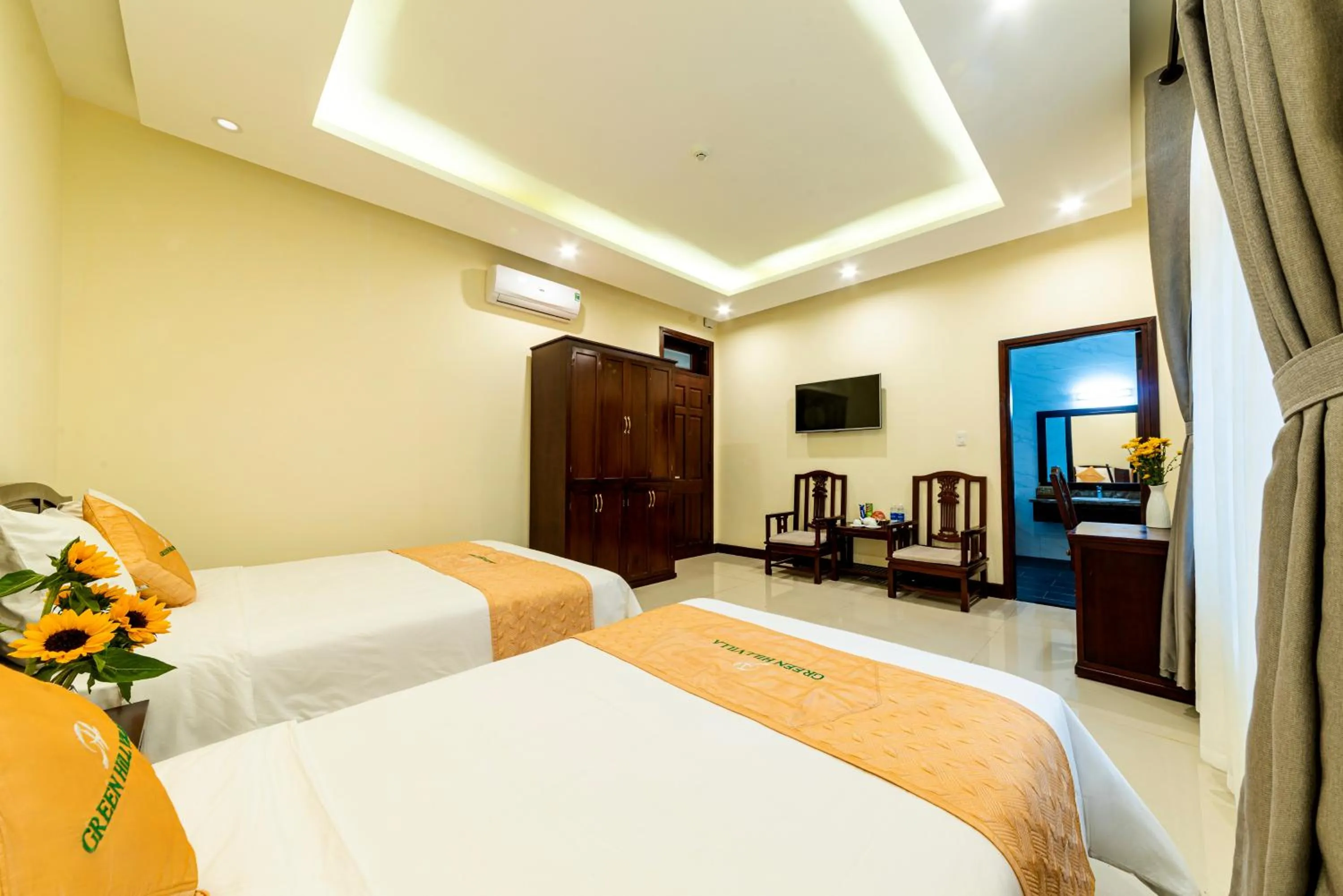 Bed in Green Hill Villa