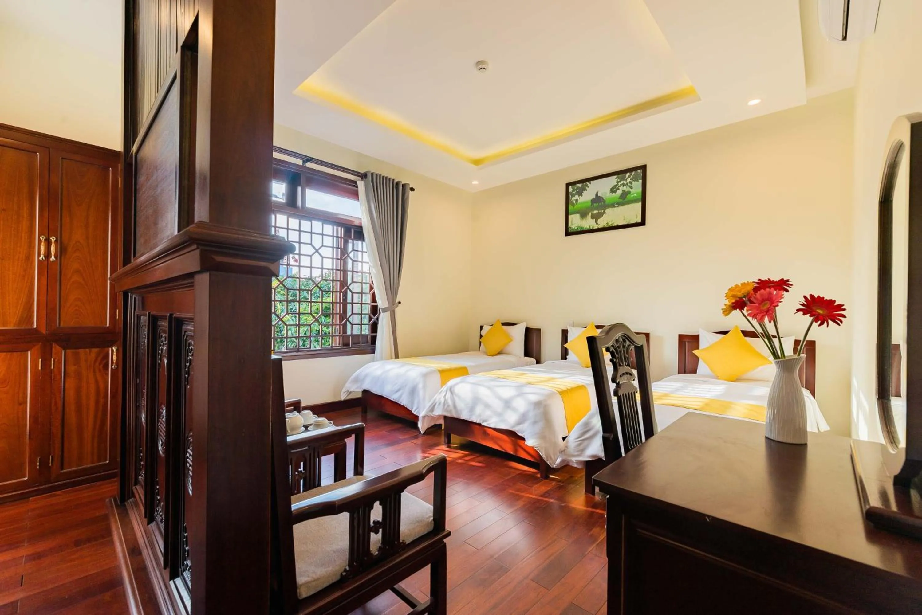 Photo of the whole room in Green Hill Villa