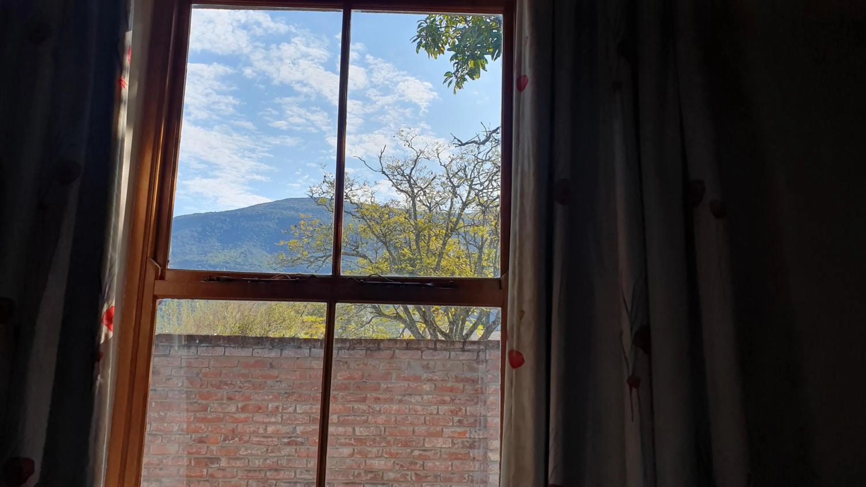 Mountain view in Angler and Antelope Guesthouse