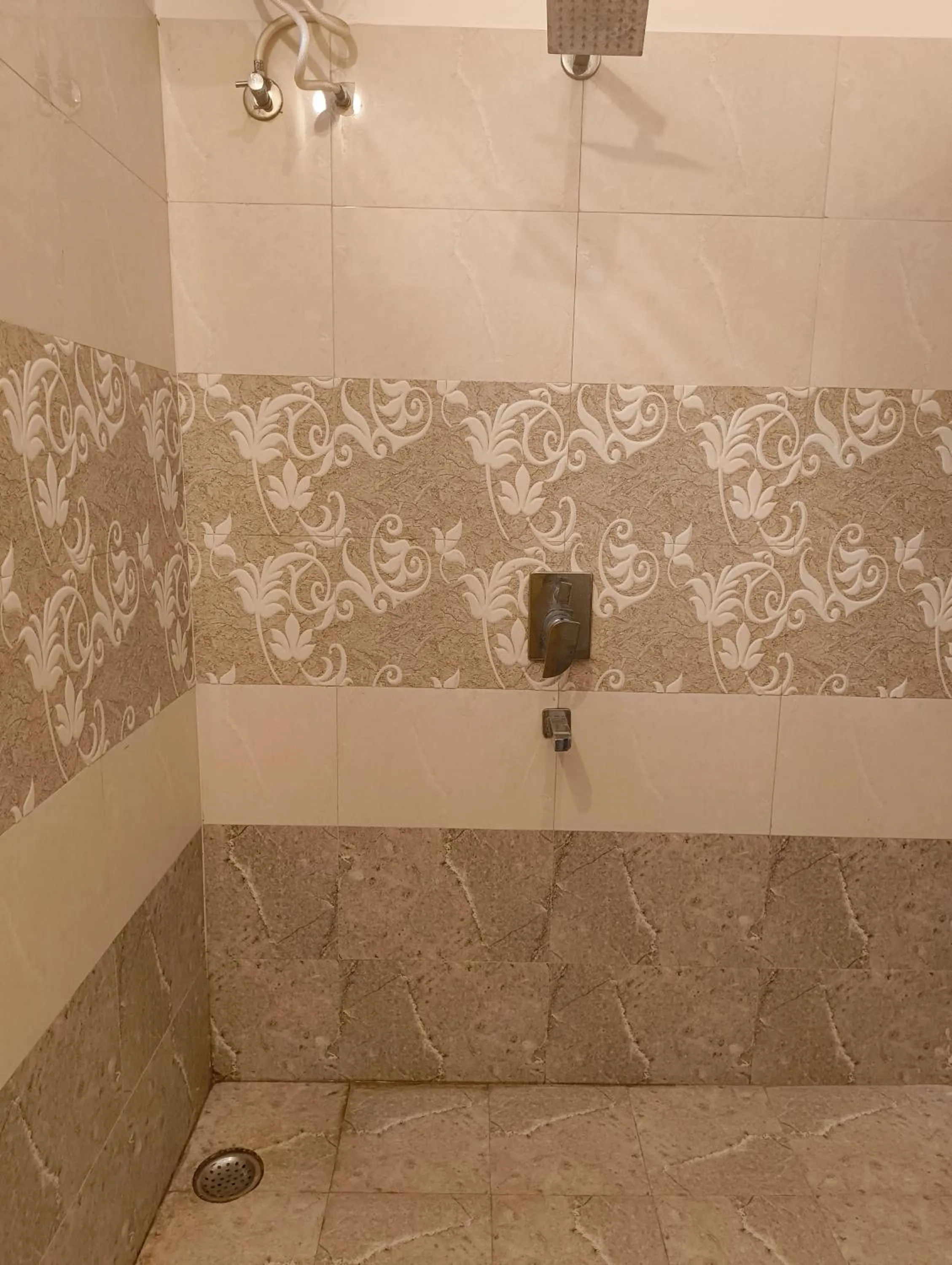 Rising Shemesh Home Stay