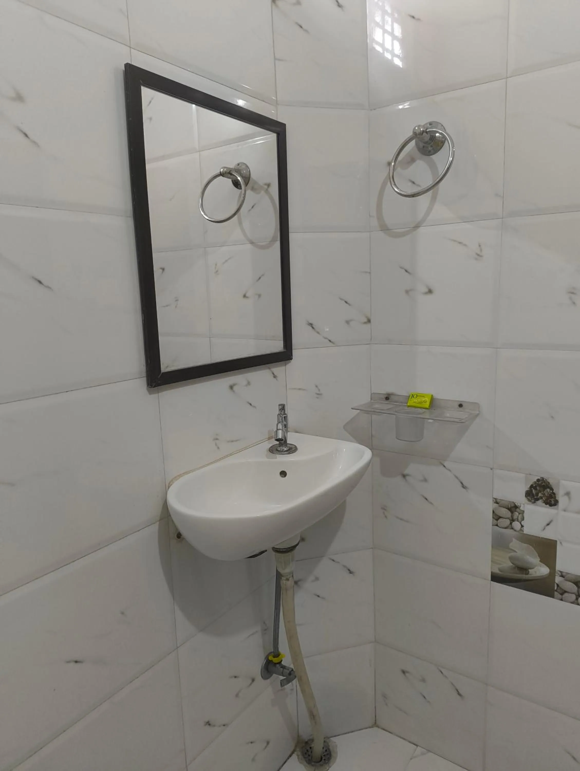 Rising Shemesh Home Stay