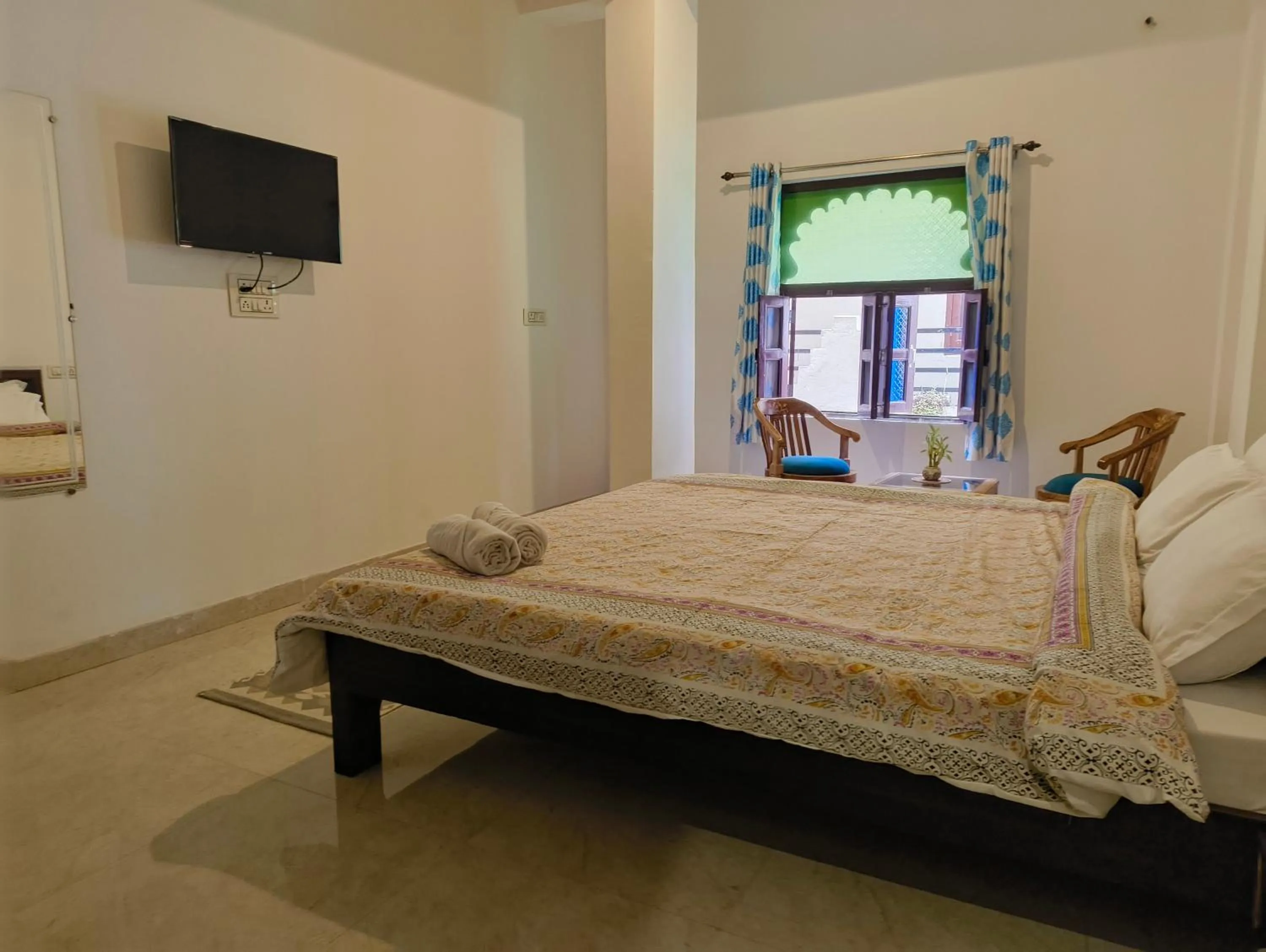 Bed in Rising Shemesh Home Stay