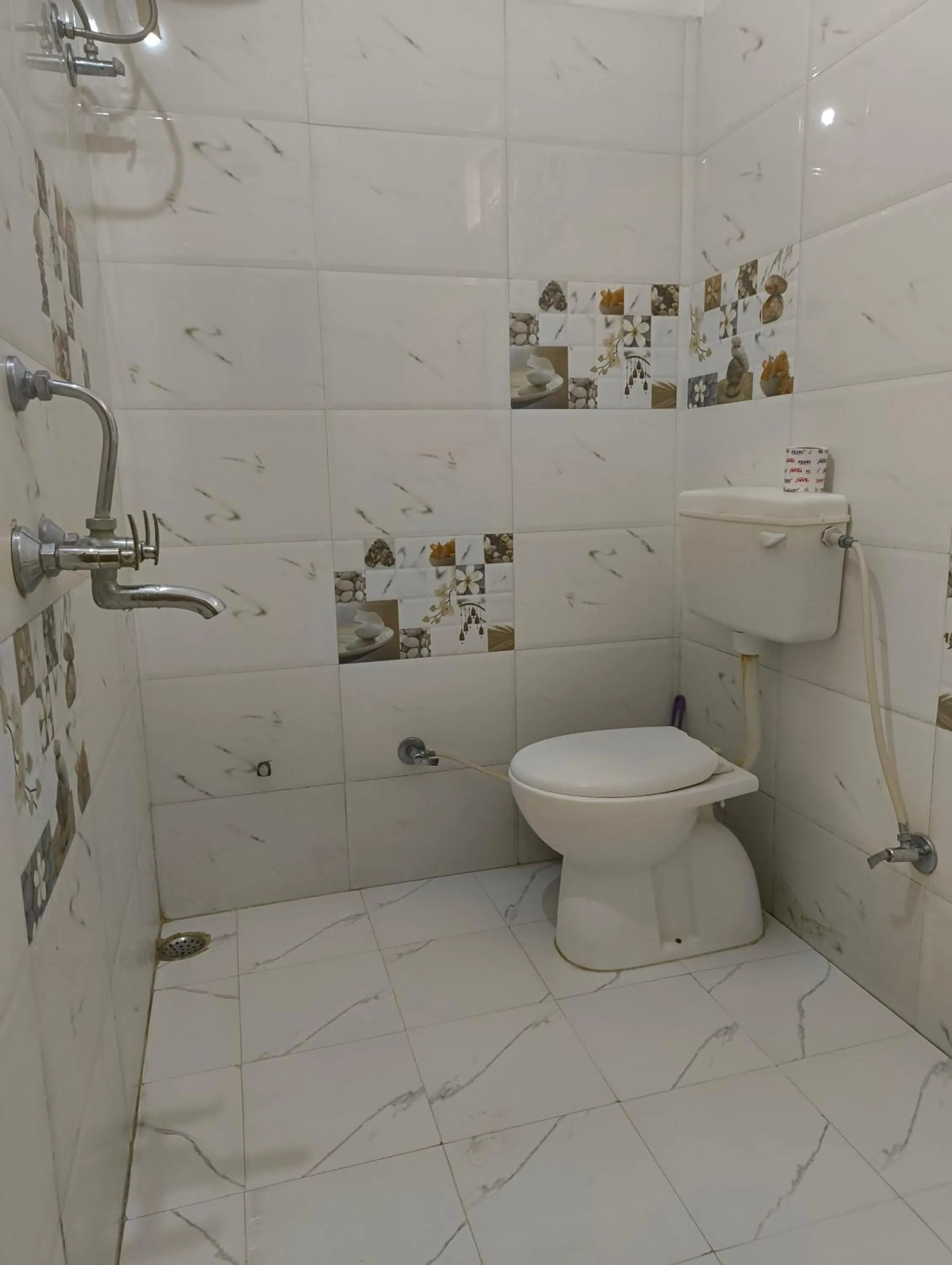 Rising Shemesh Home Stay