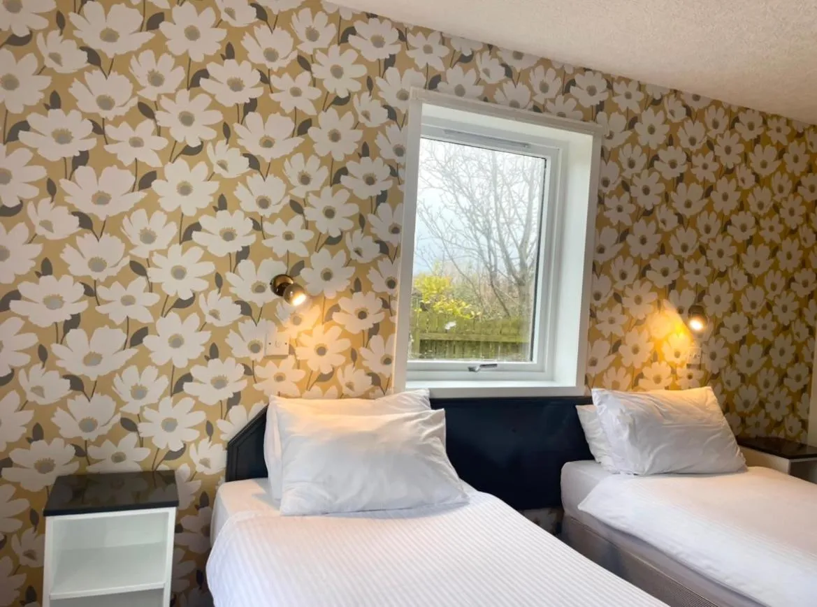 The Weigh Inn Hotel & Lodges