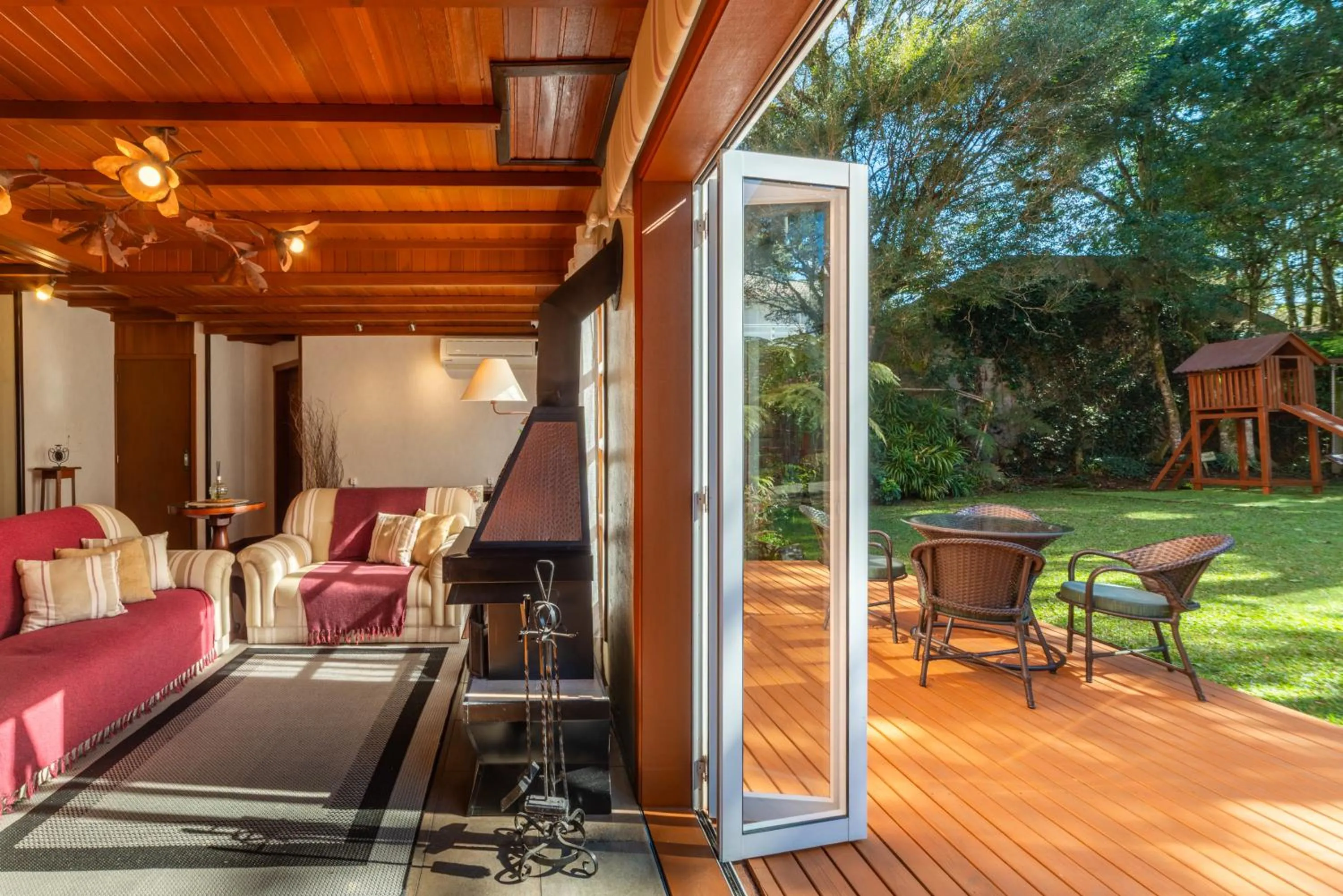 Children play ground in Pousada Monte Felice Recanto da Lua