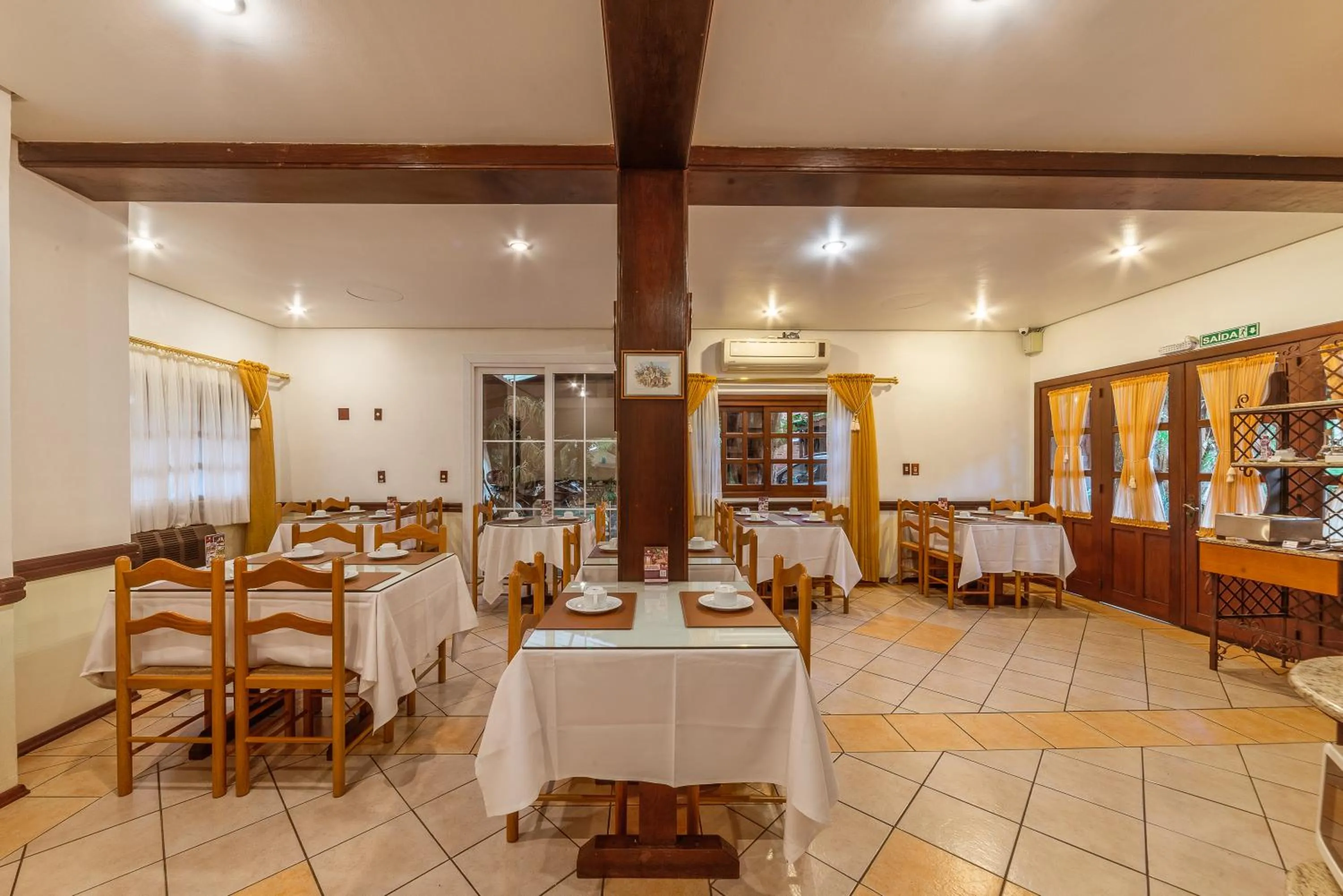 Food and drinks in Pousada Monte Felice Recanto da Lua