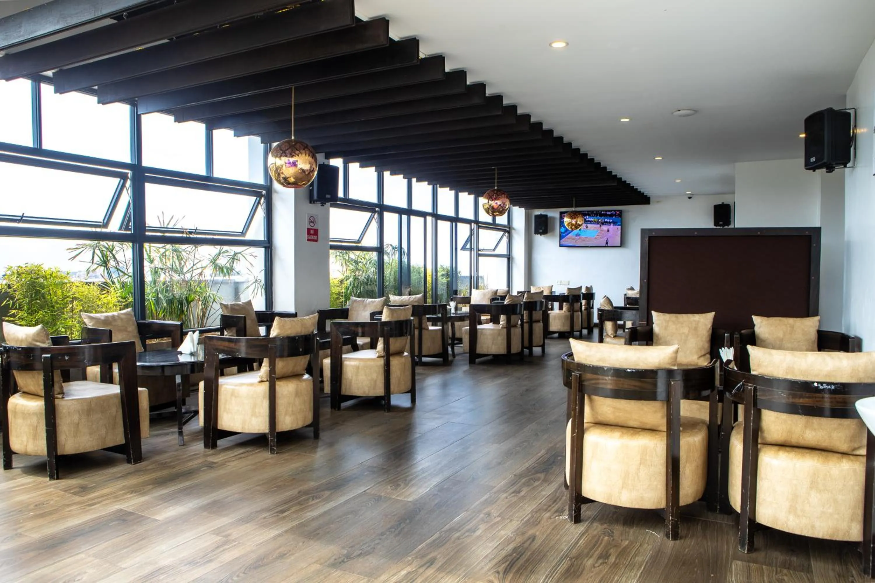 Lounge or bar in Swiss-Belinn Nairobi