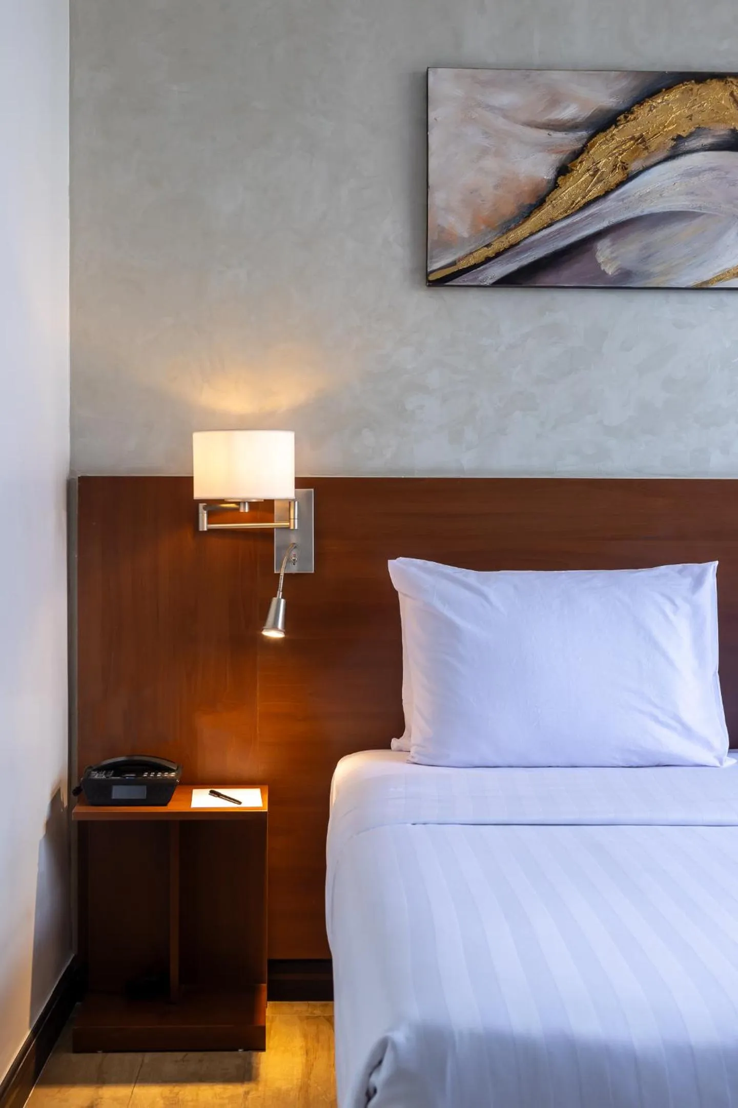 Photo of the whole room, Bed in Swiss-Belinn Nairobi