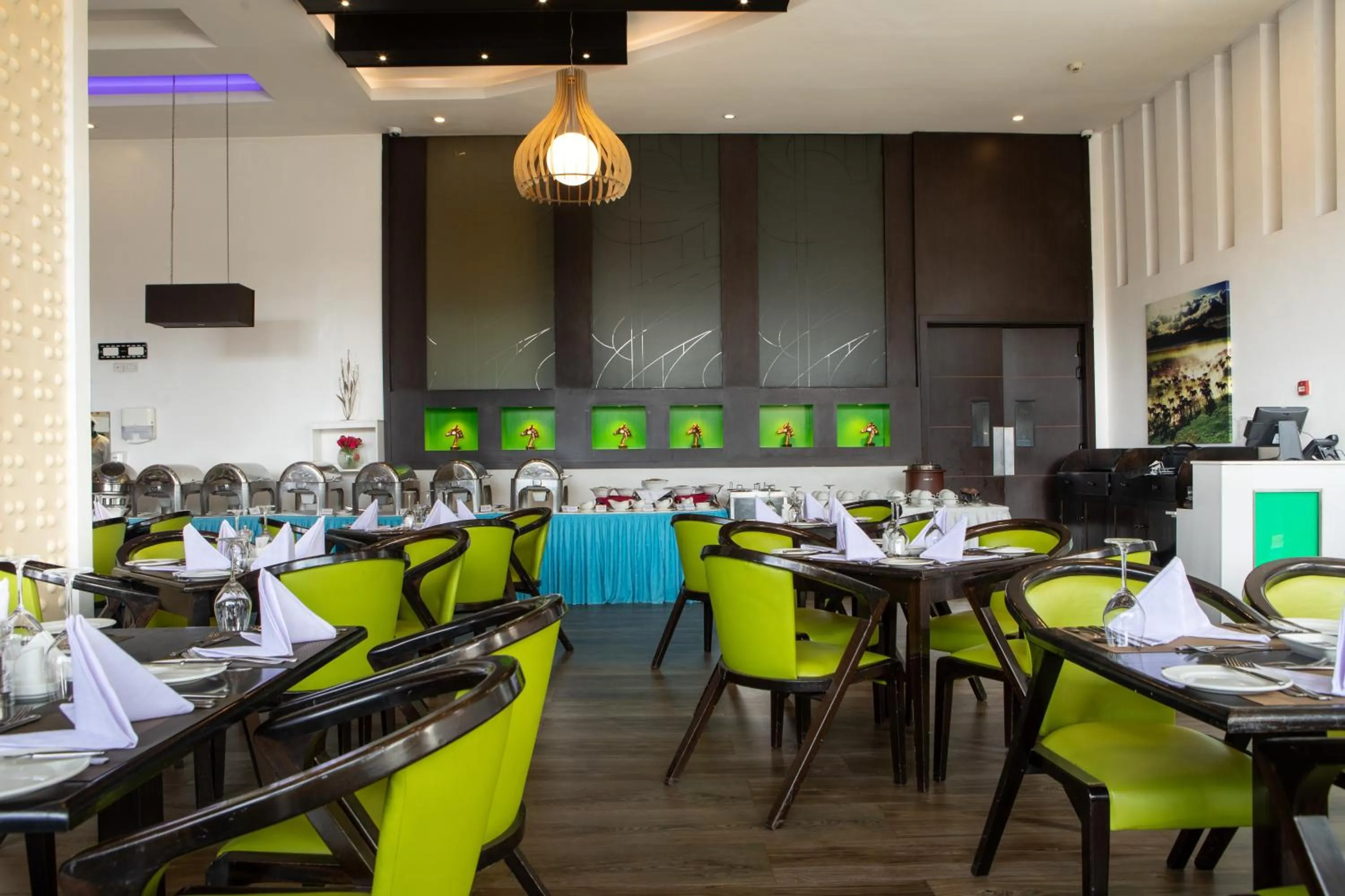 Restaurant/places to eat in Swiss-Belinn Nairobi