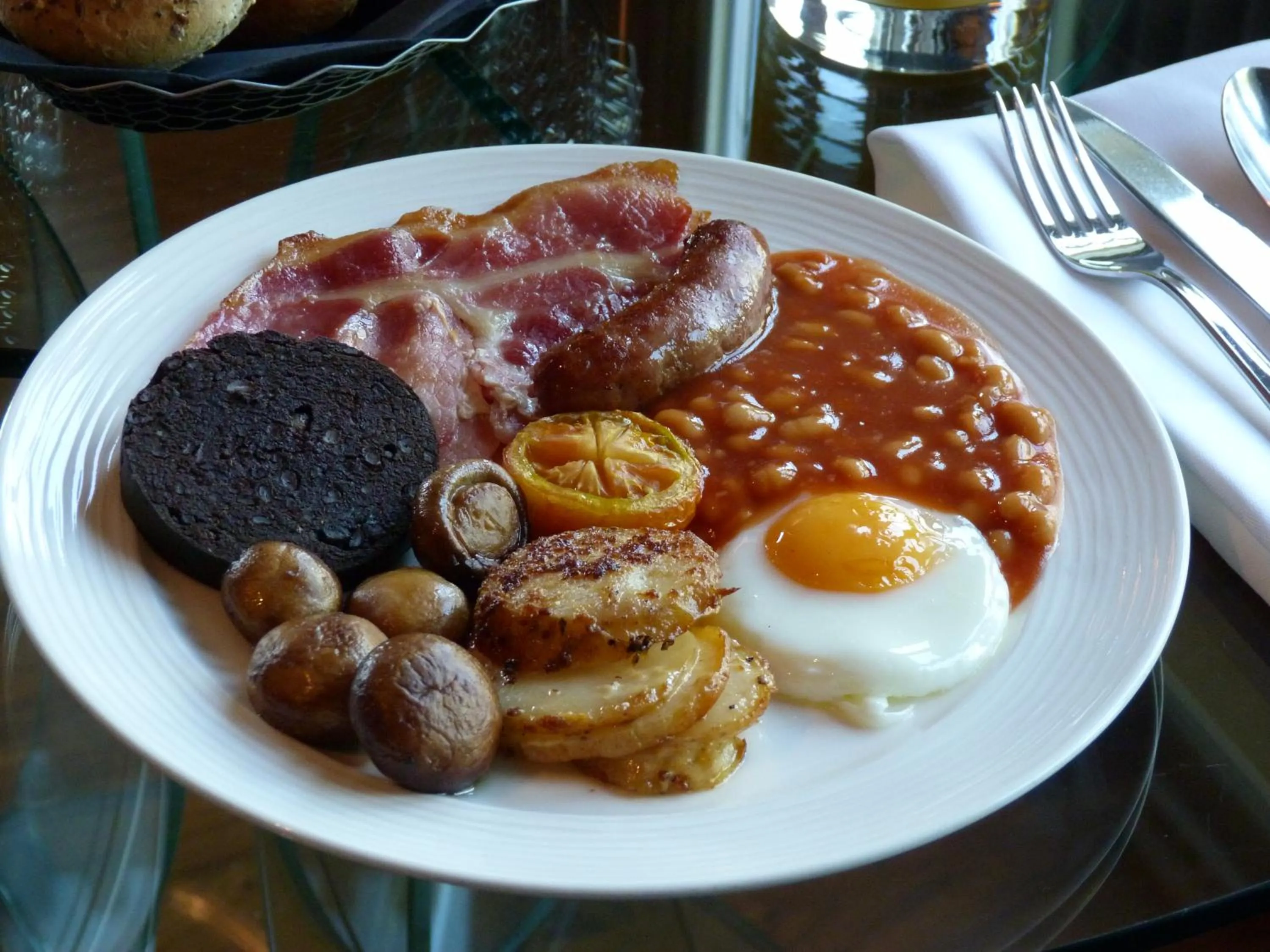 Breakfast in Windermere Suites