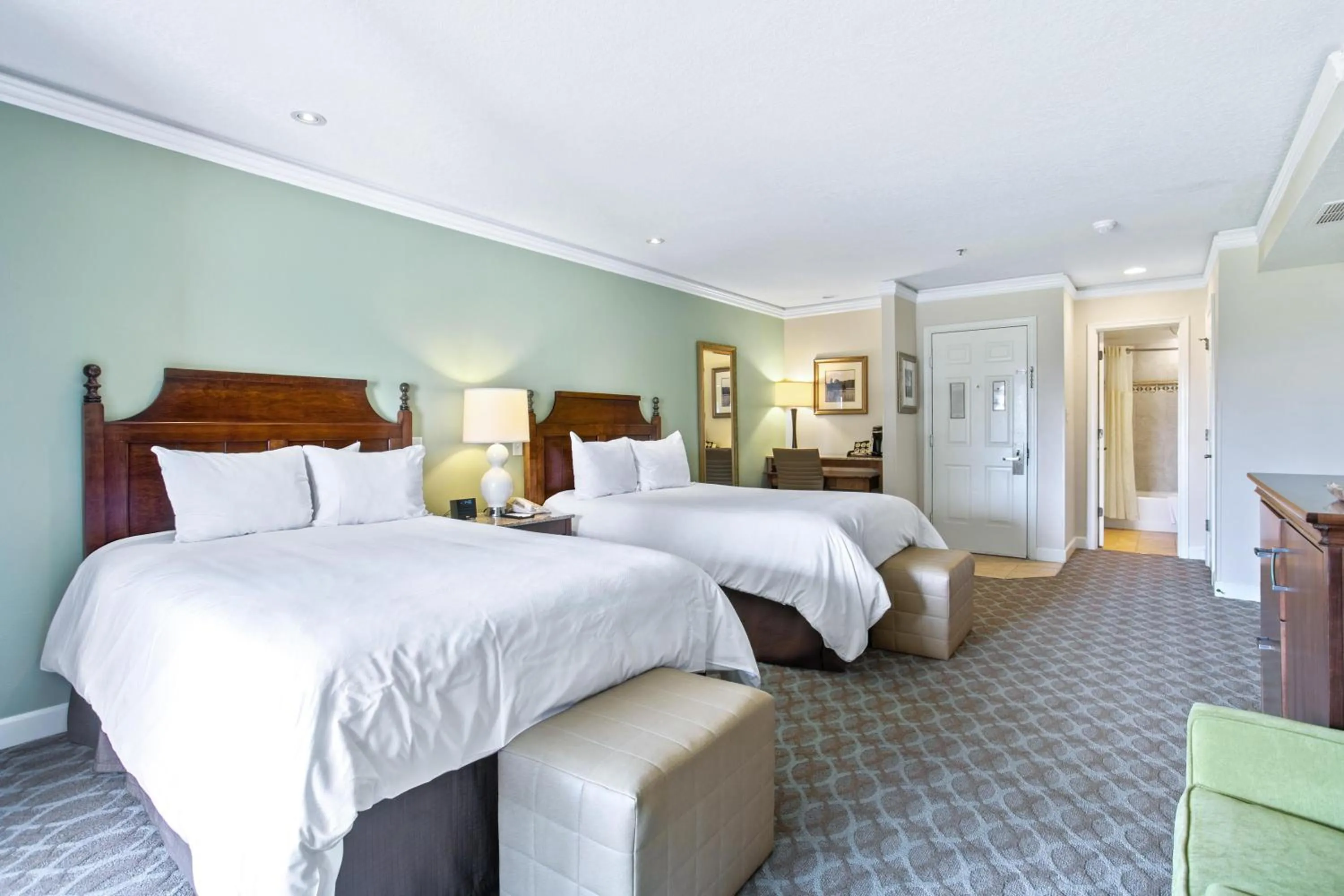 Bedroom, Bed in Kingsmill Resort